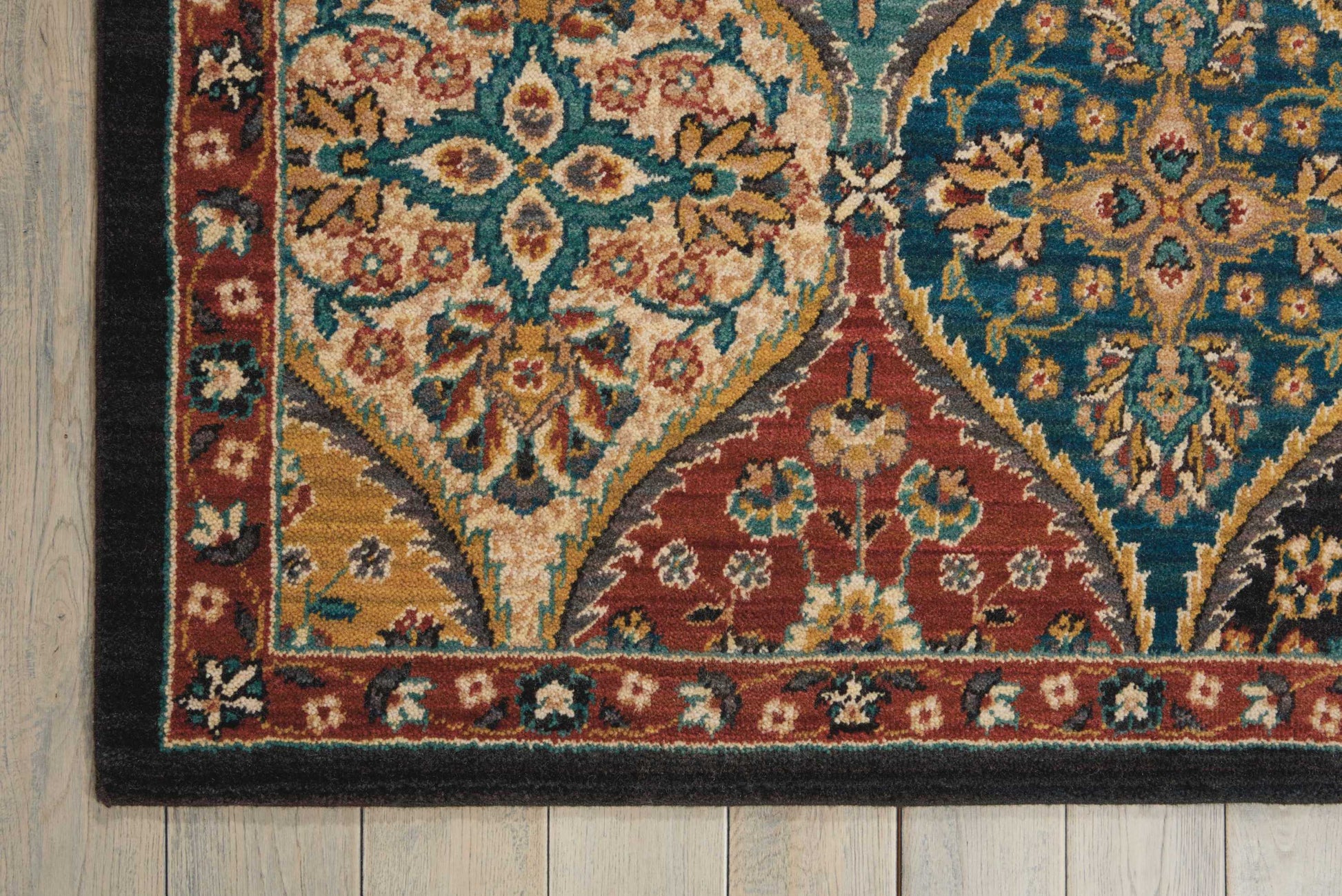 Nourison Home Nourison 2020  Multicolor  Traditional