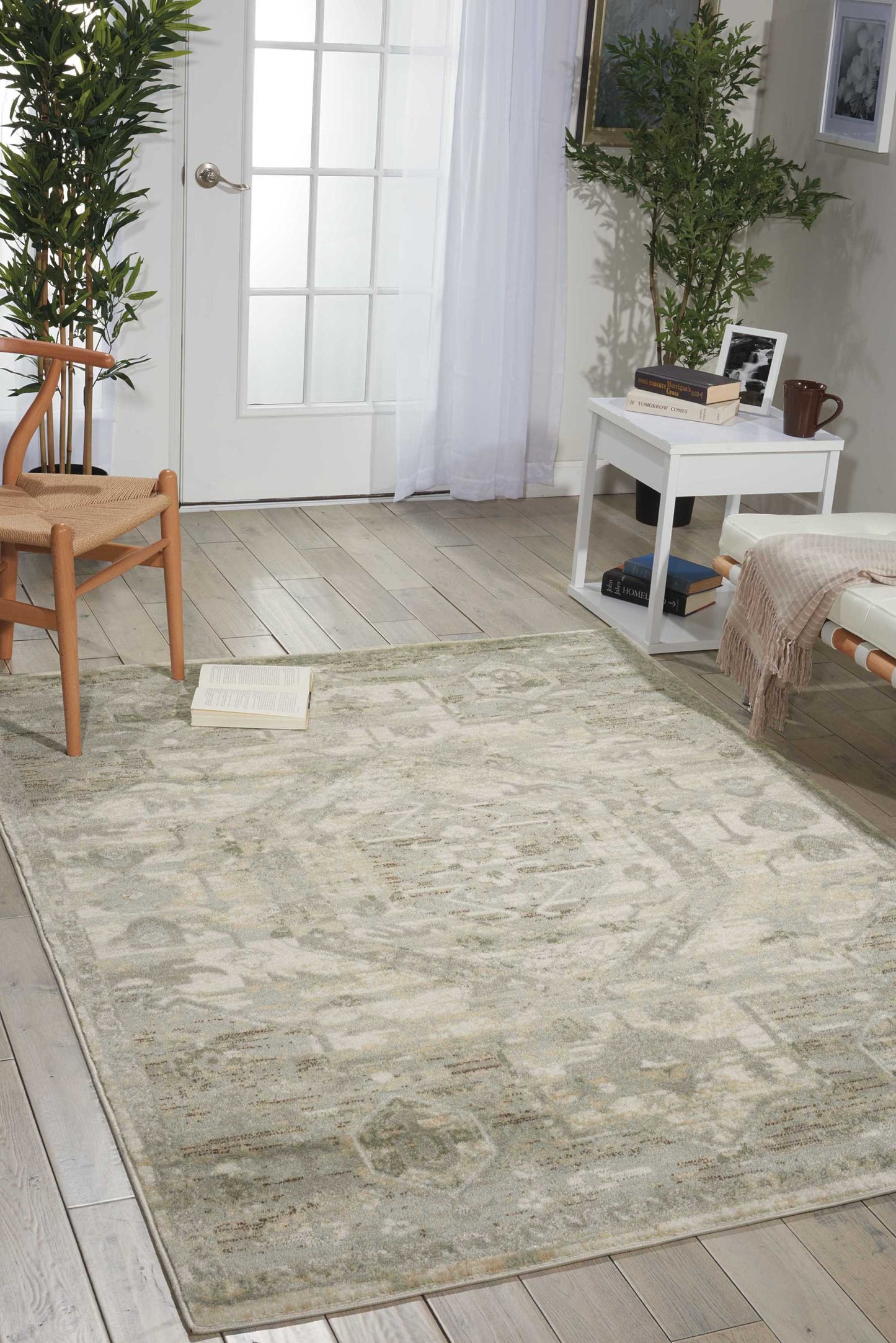Nourison Home Euphoria  Ivory  Traditional