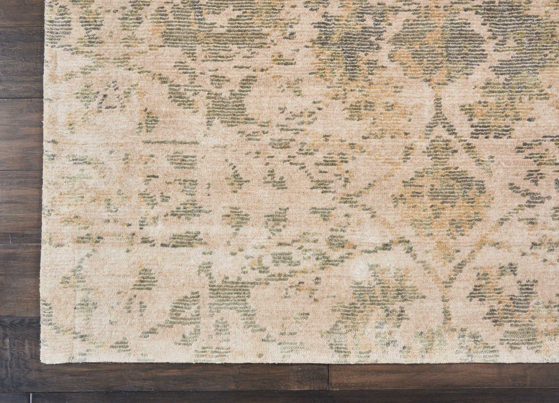 Nourison Home Lucent  Pearl  Transitional