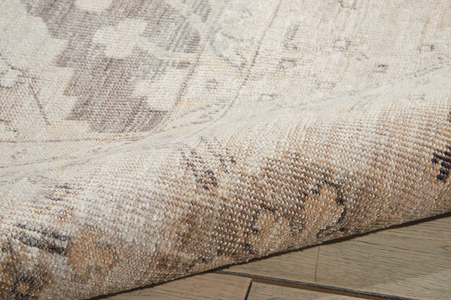 Nourison Home Aldora  Aubergine  Traditional