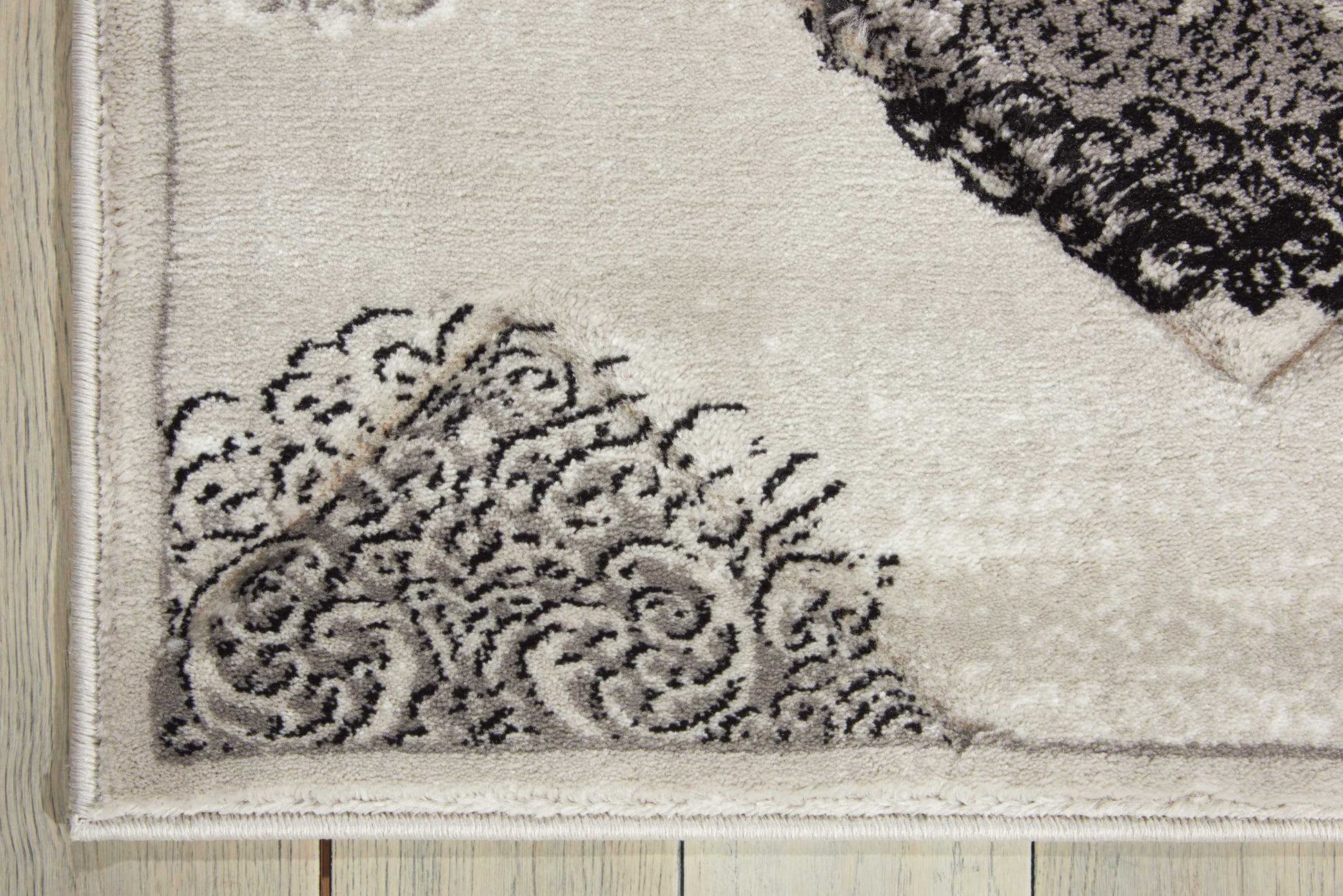 Nourison Home Soho  Ash  Contemporary