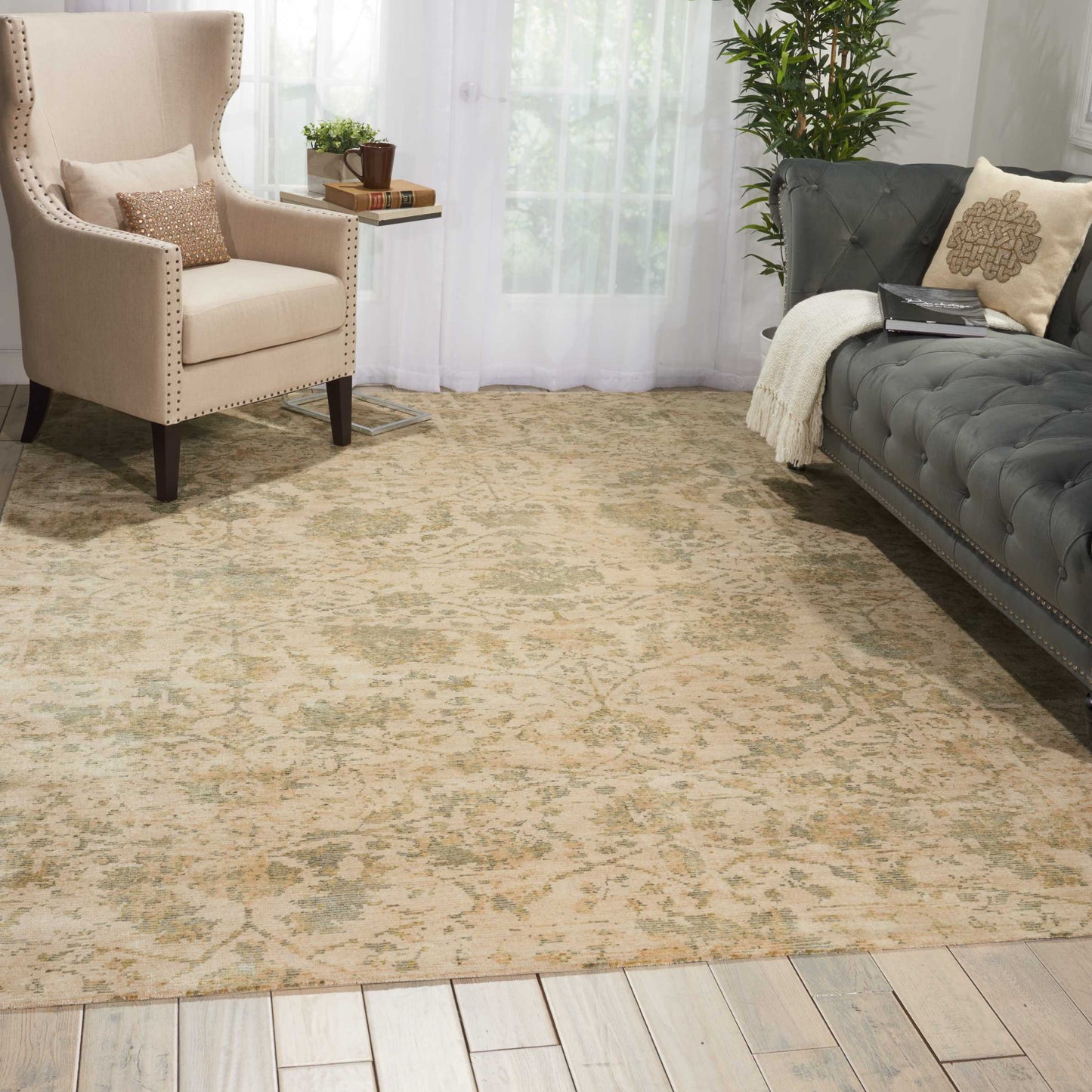 Nourison Home Lucent  Pearl  Transitional