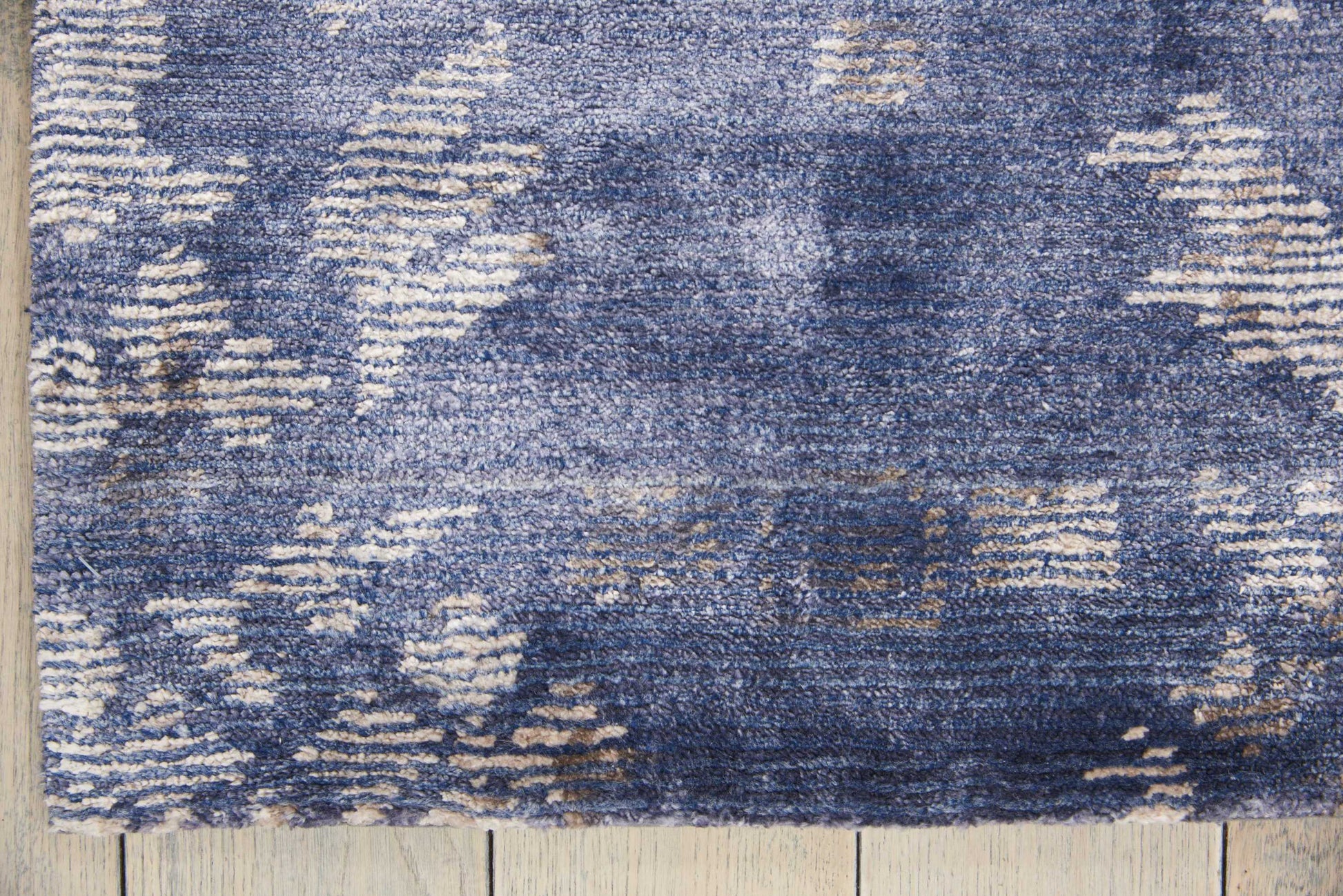 Nourison Home Lucent  Dusk  Transitional