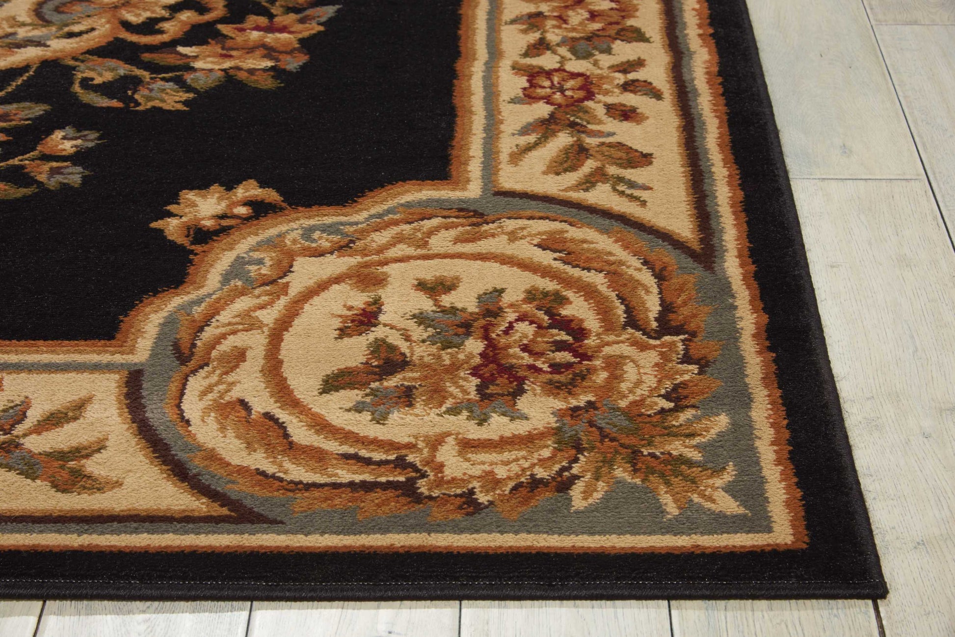 Nourison Home Paramount  Black  Traditional
