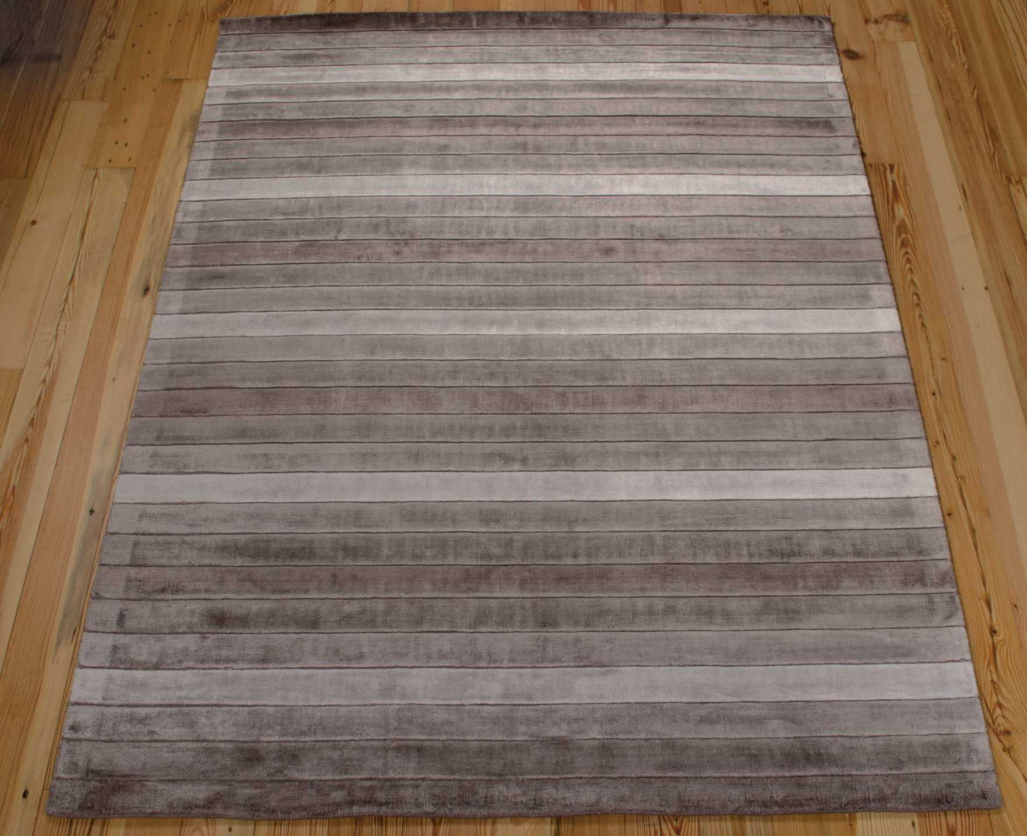 Nourison Home Aura  Amethyst  Contemporary