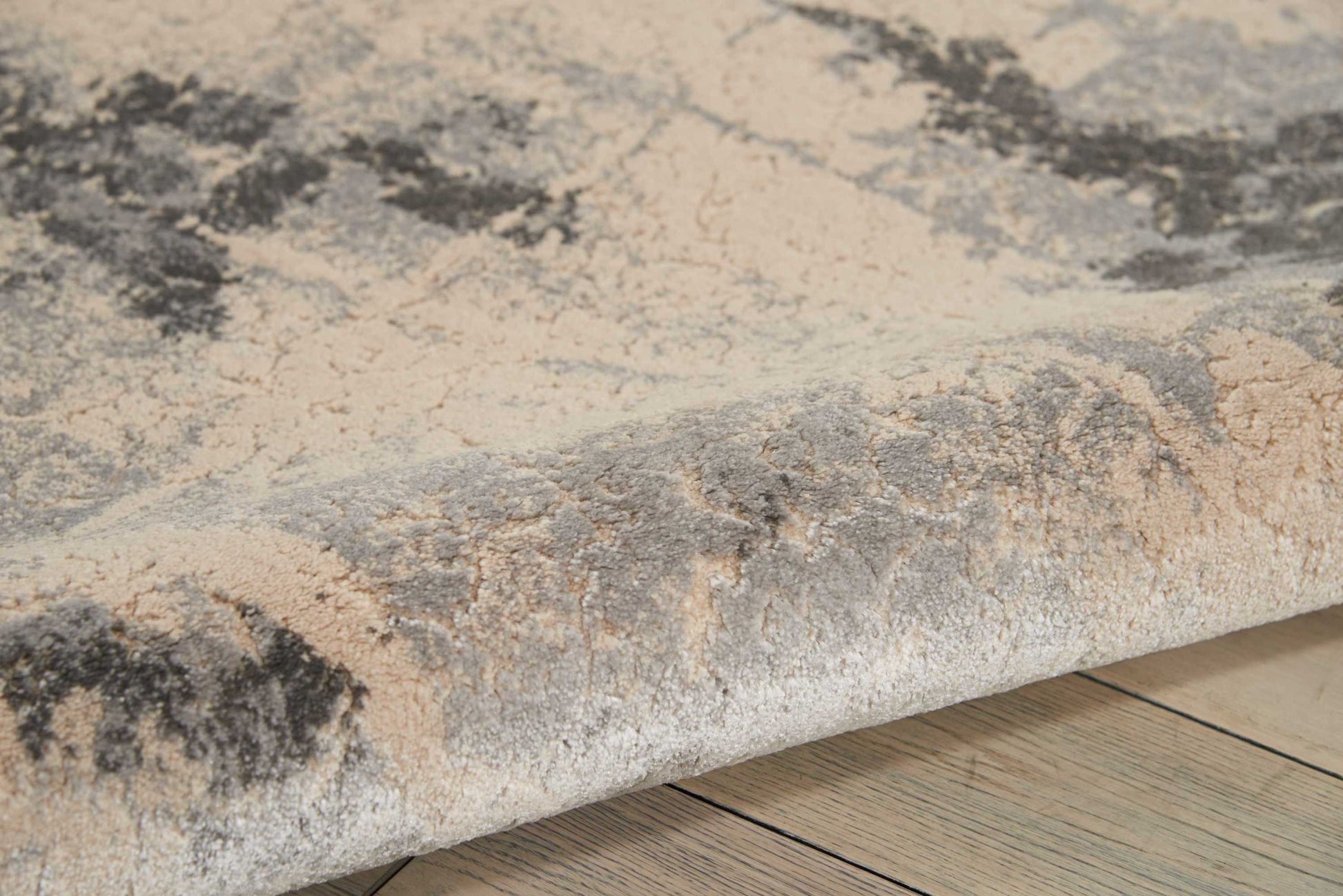 Nourison Home Heritage  Beige  Contemporary