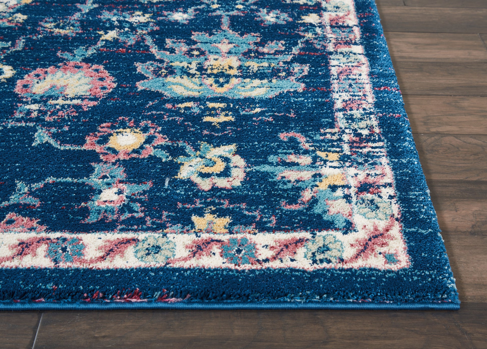 Nourison Home Fusion  Navy Pink  Traditional