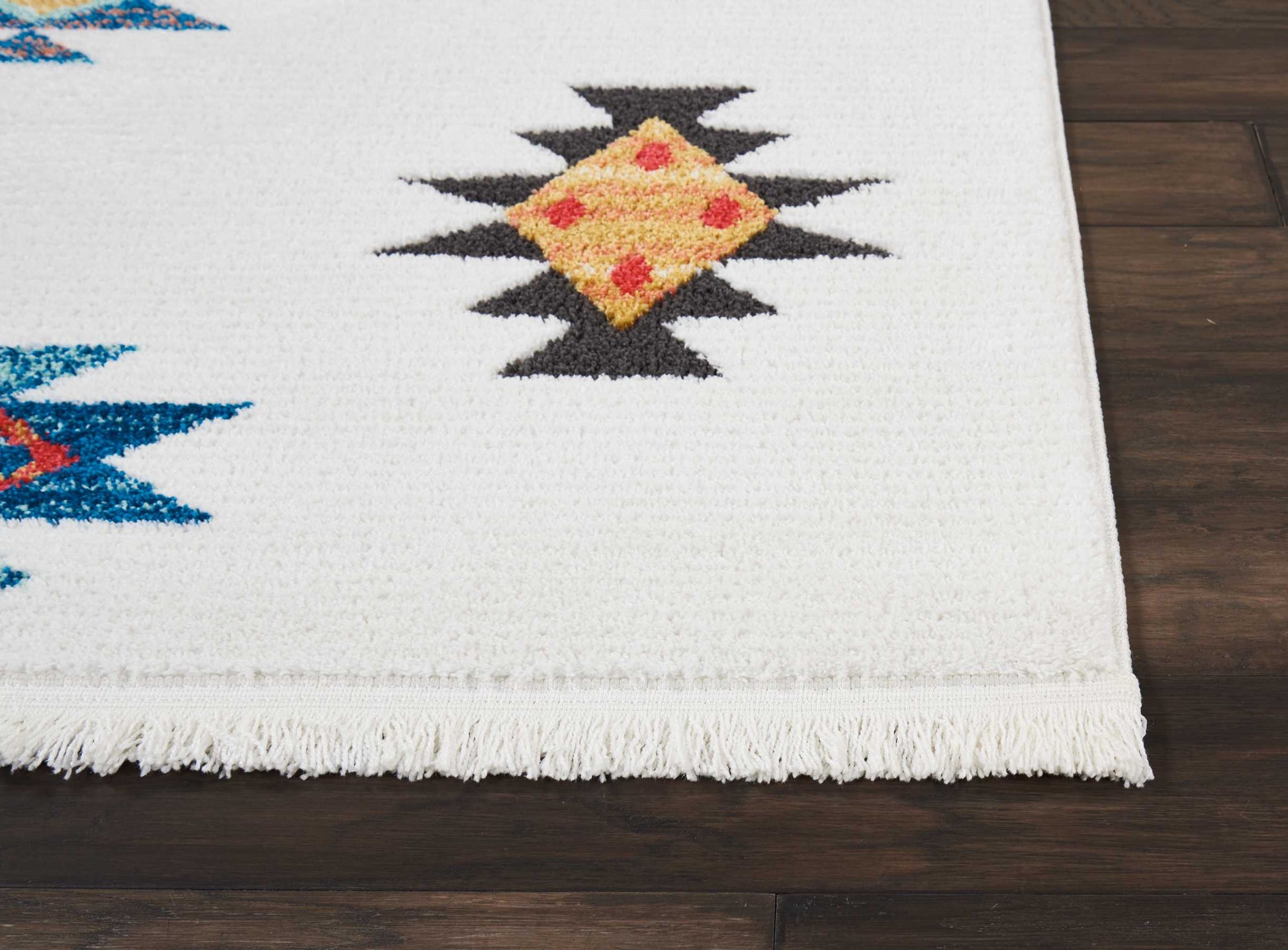 Nourison Home South Western  White  Transitional