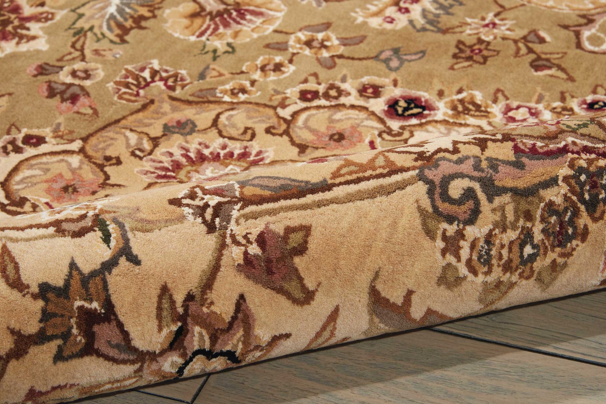 Nourison Home Nourison 2000  Olive  Traditional