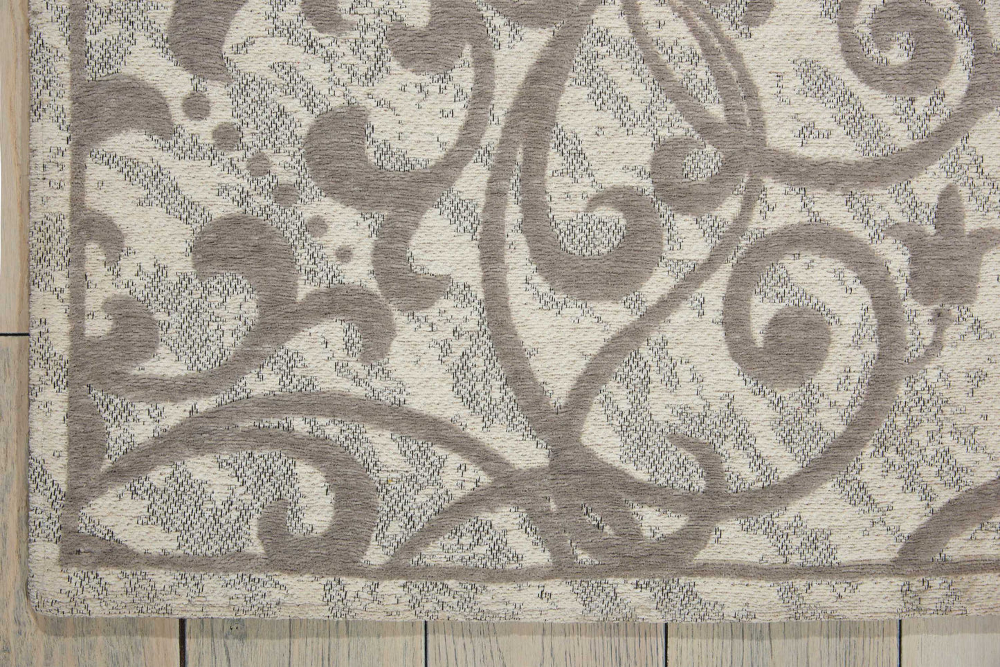 Nourison Home Damask  Ivory Grey  Traditional