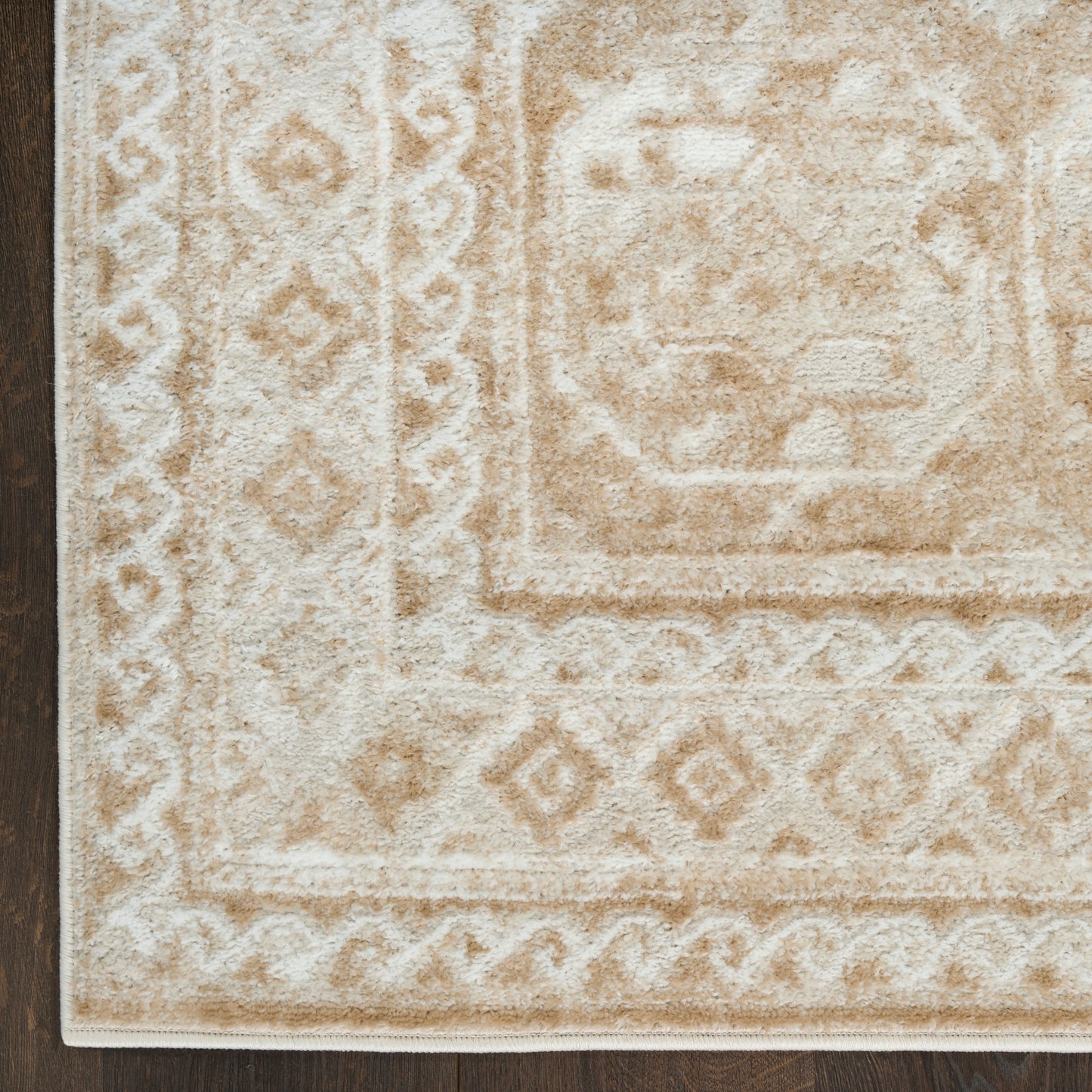 Nourison Home Dekor  Cream Beige  Traditional