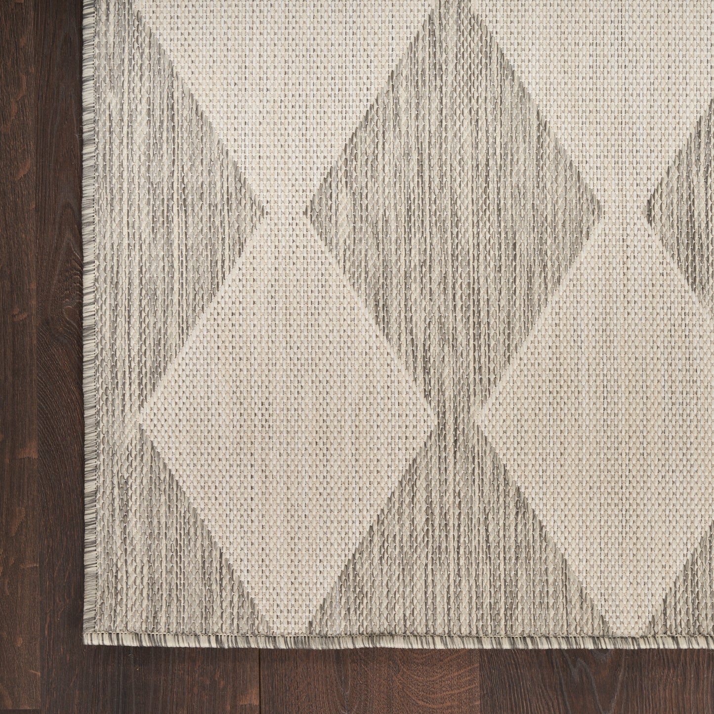 Nourison Home Positano  Light Grey  Contemporary