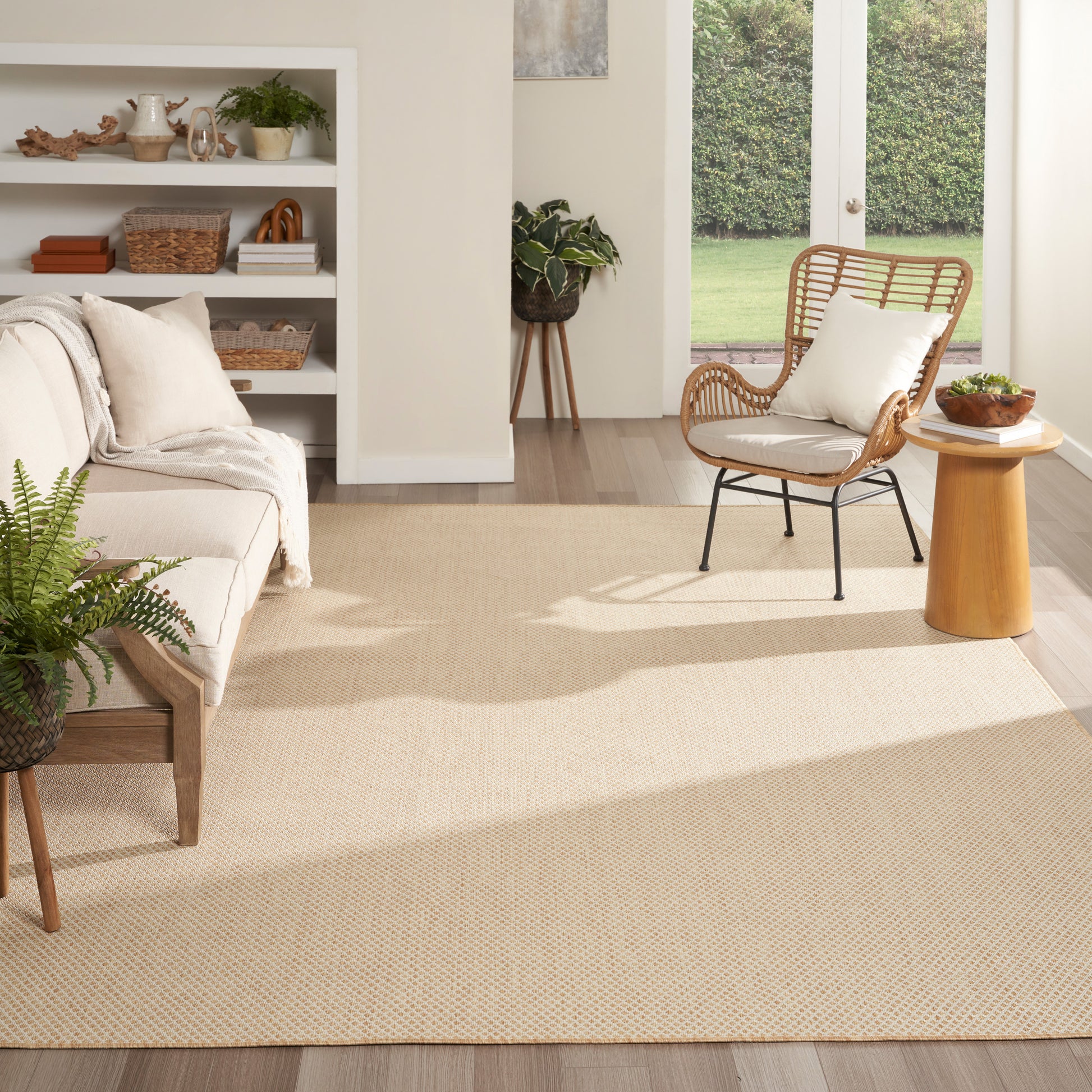 Nourison Home Courtyard  Natural  Contemporary