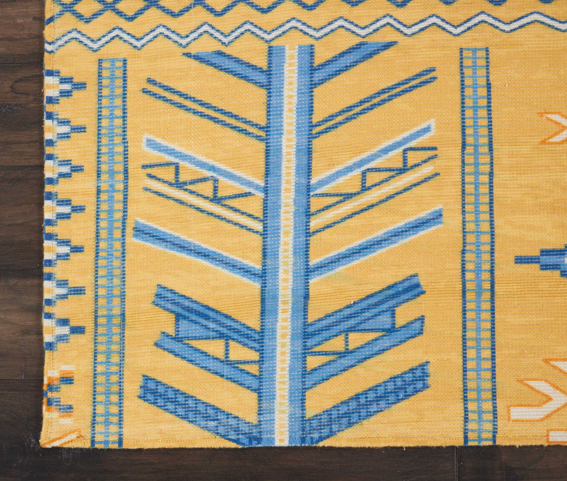 Nourison Home Madera  Saffron  Transitional