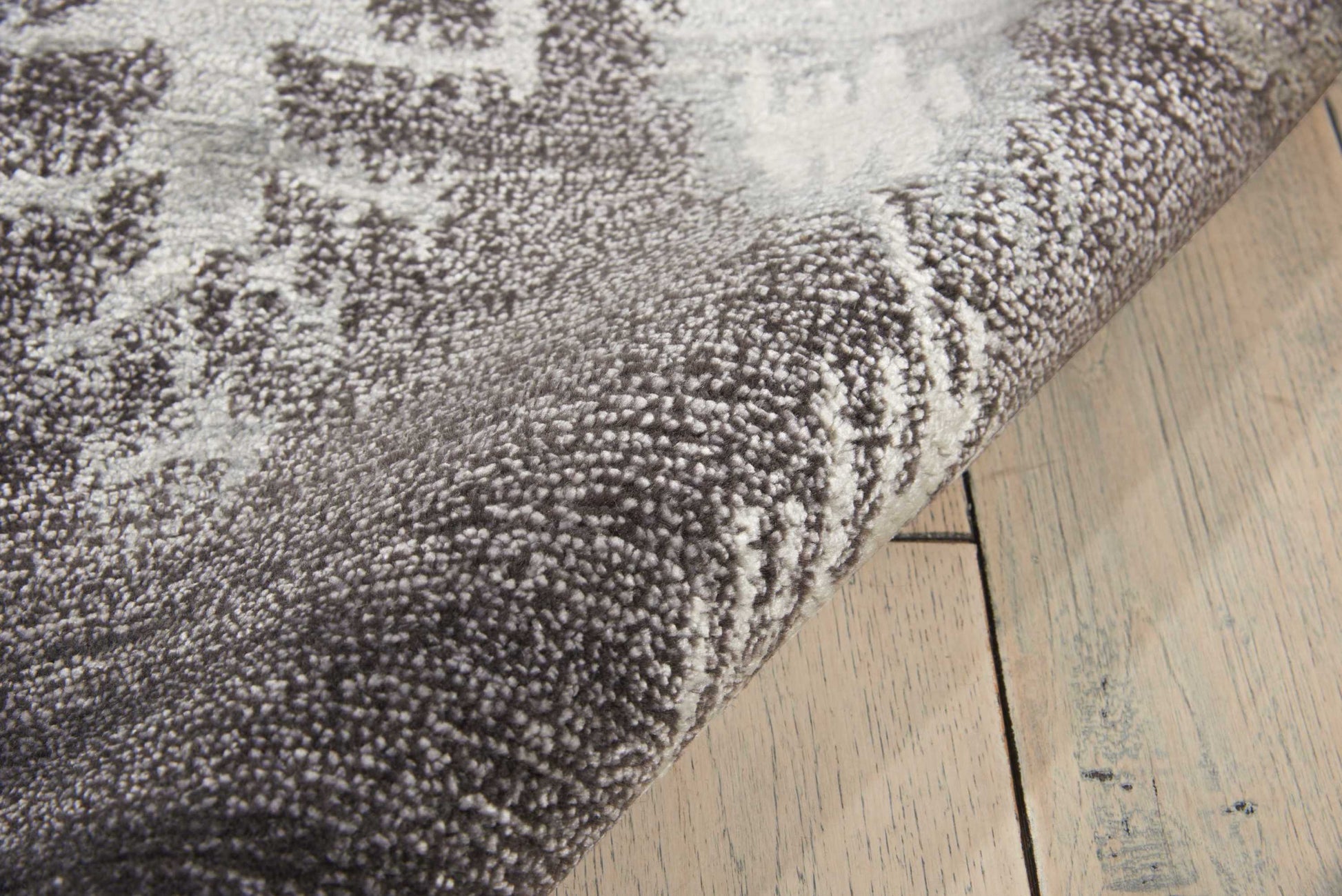 Nourison Home Silk Shadows  Grey  Transitional