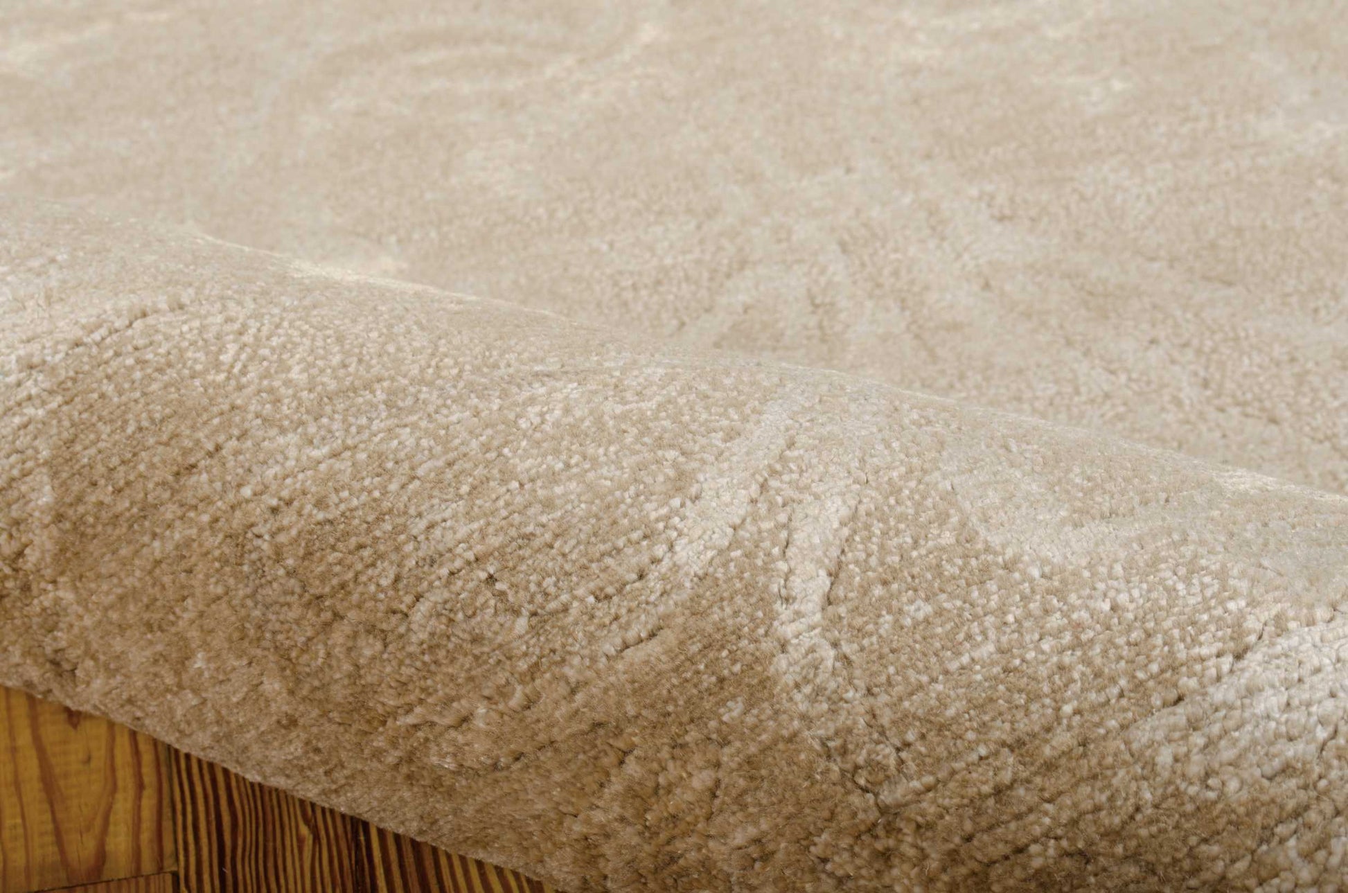 Nourison Home Silk Shadows  Light Gold  Contemporary