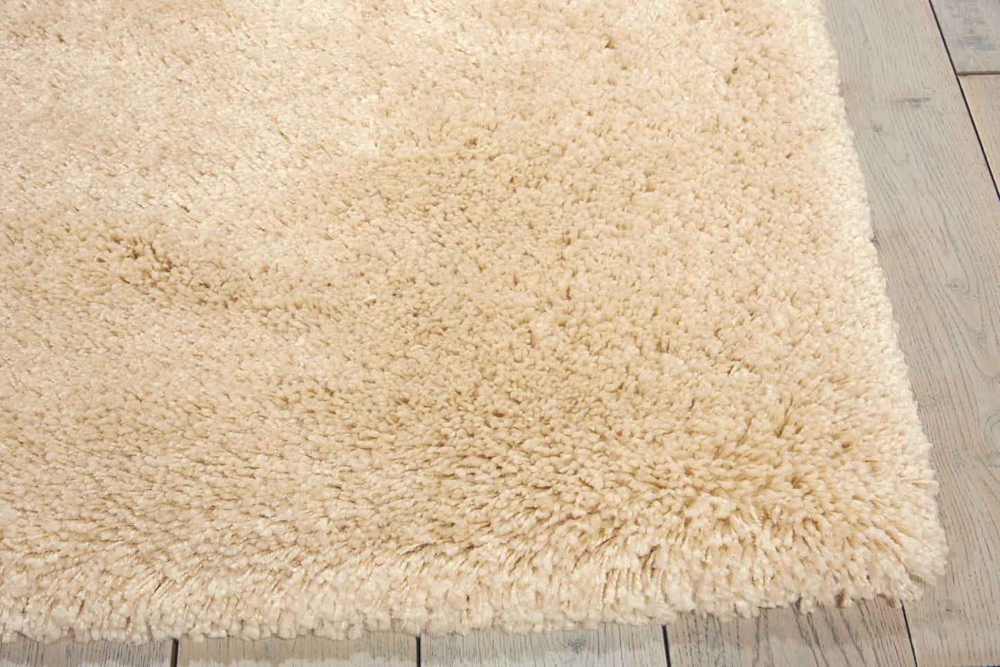 Nourison Home Yummy Shag  Bone  Contemporary
