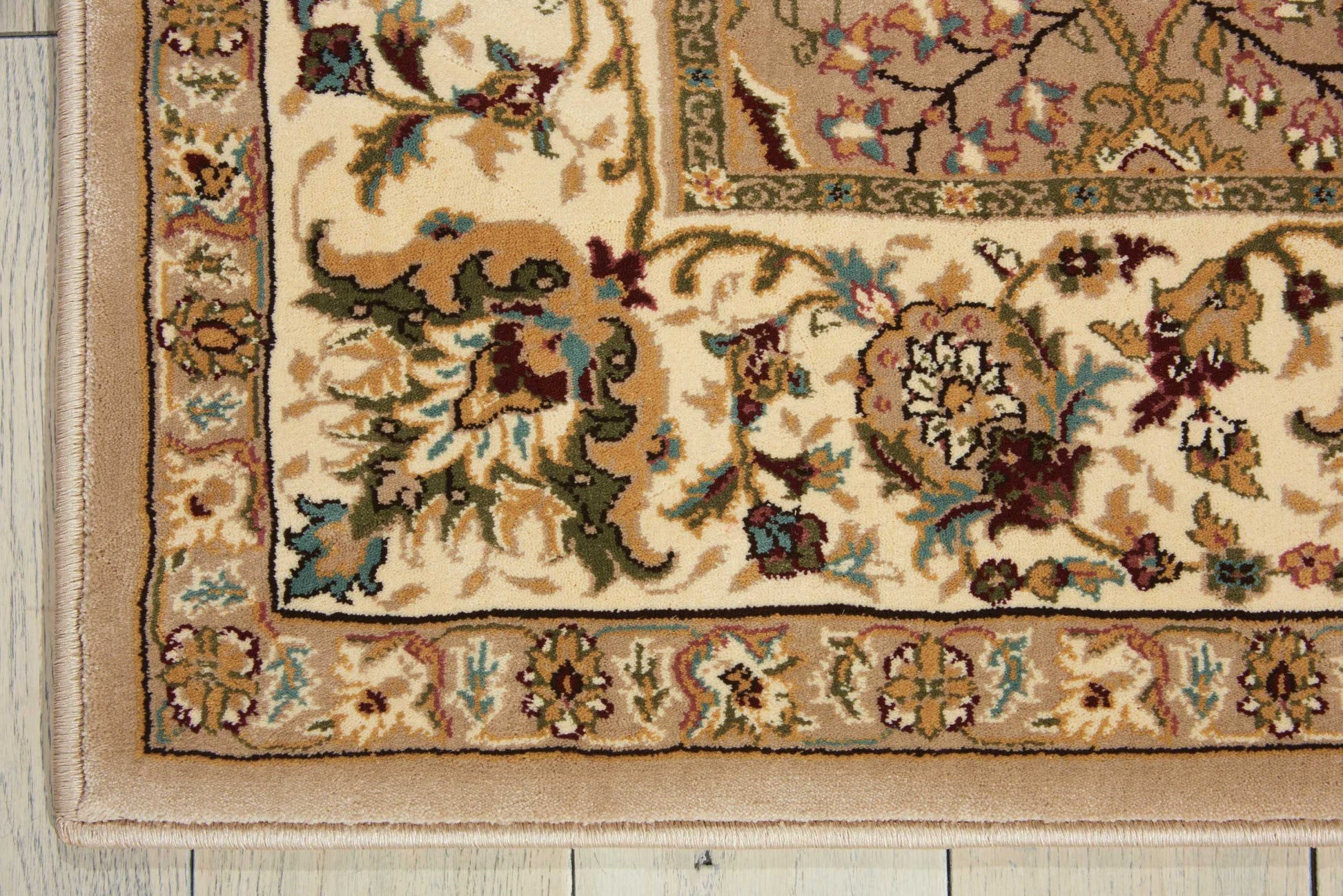 Nourison Home Antiquities  Cream  Traditional