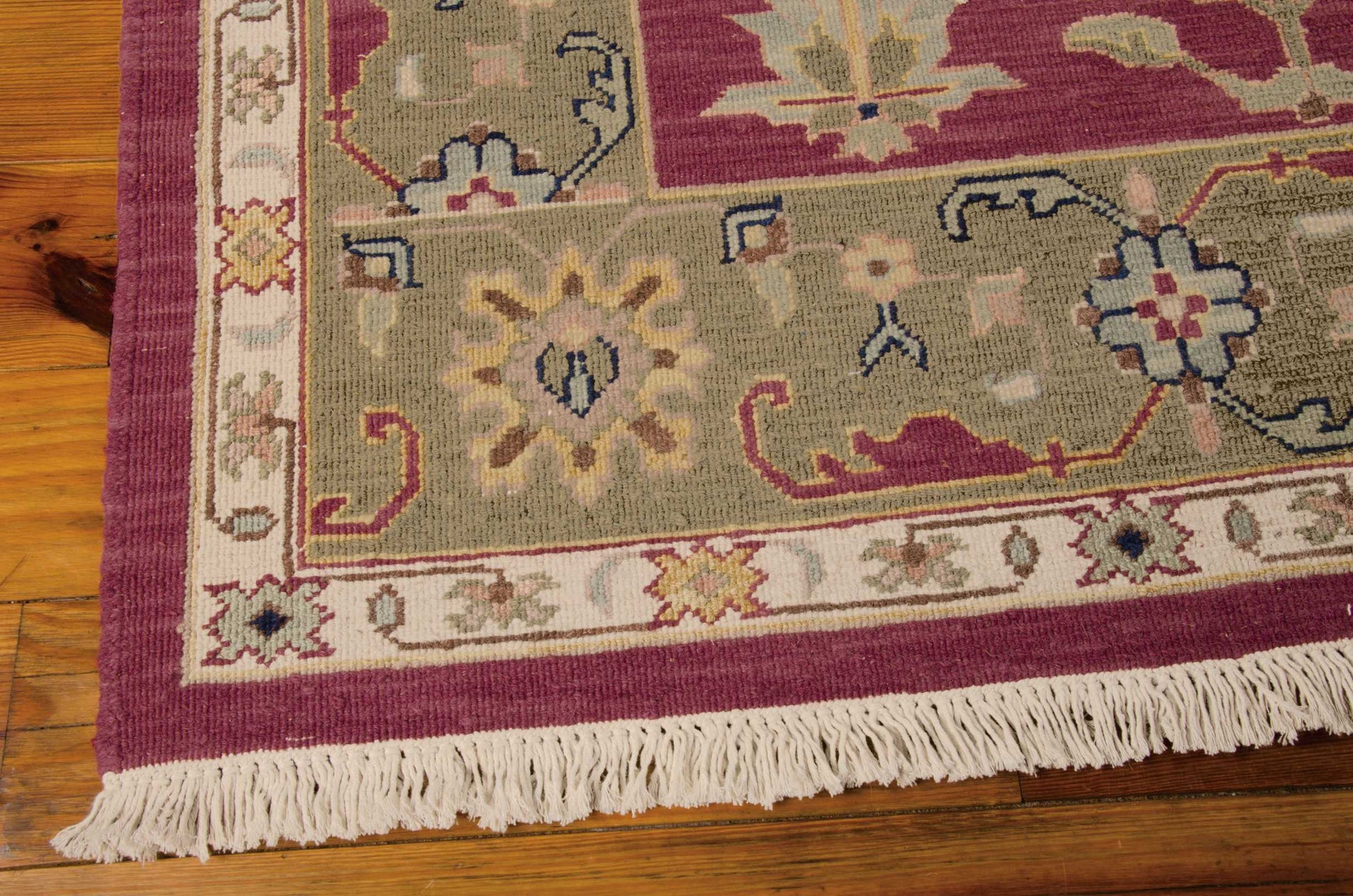Nourison Home Nourmak  Burgundy  Traditional