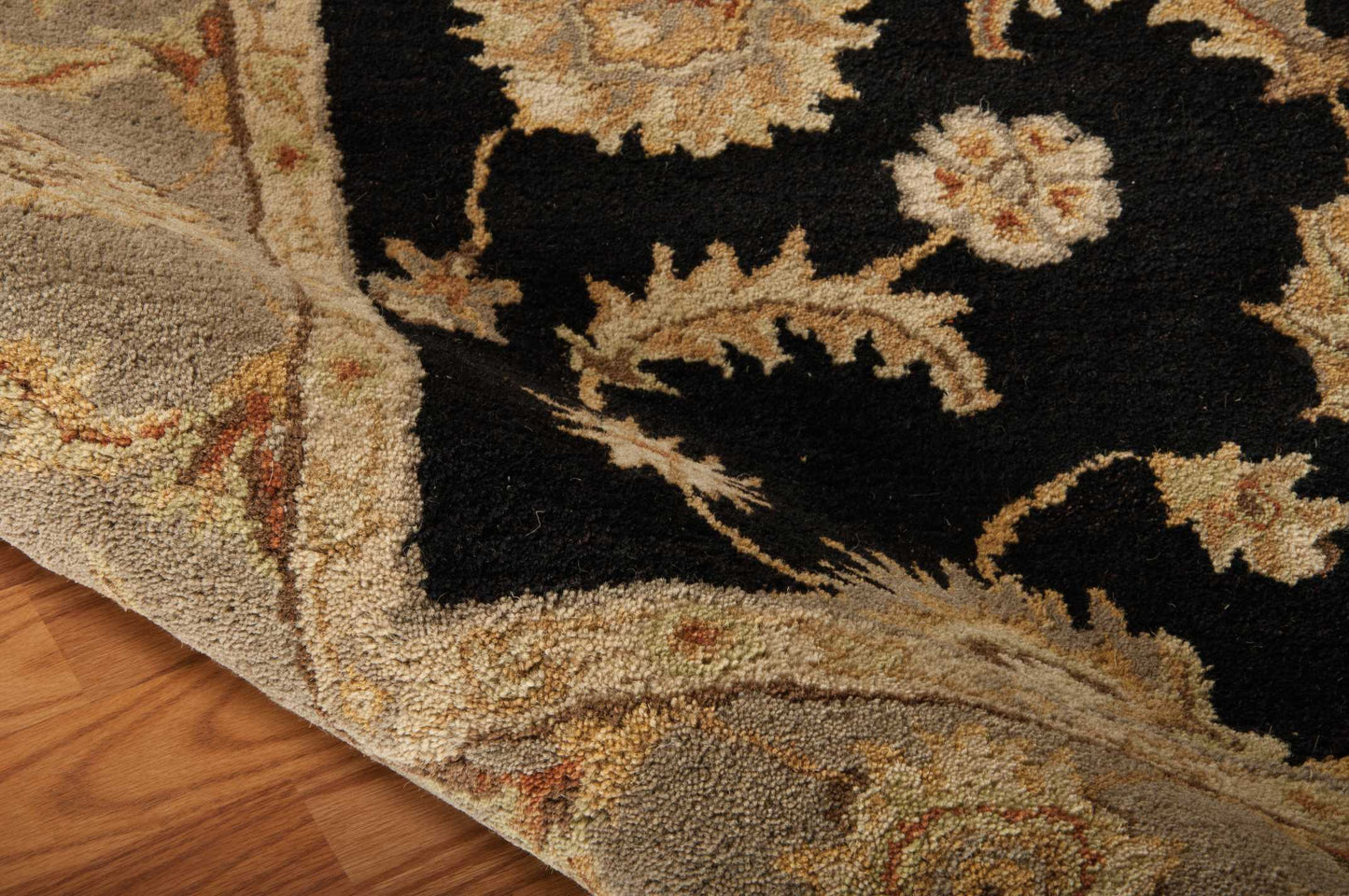 Nourison Home India House  Black  Traditional