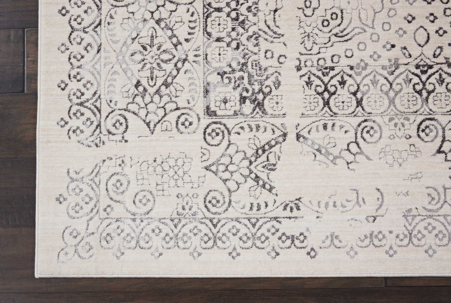 Nourison Home Silver Screen  Ivory Grey  Transitional