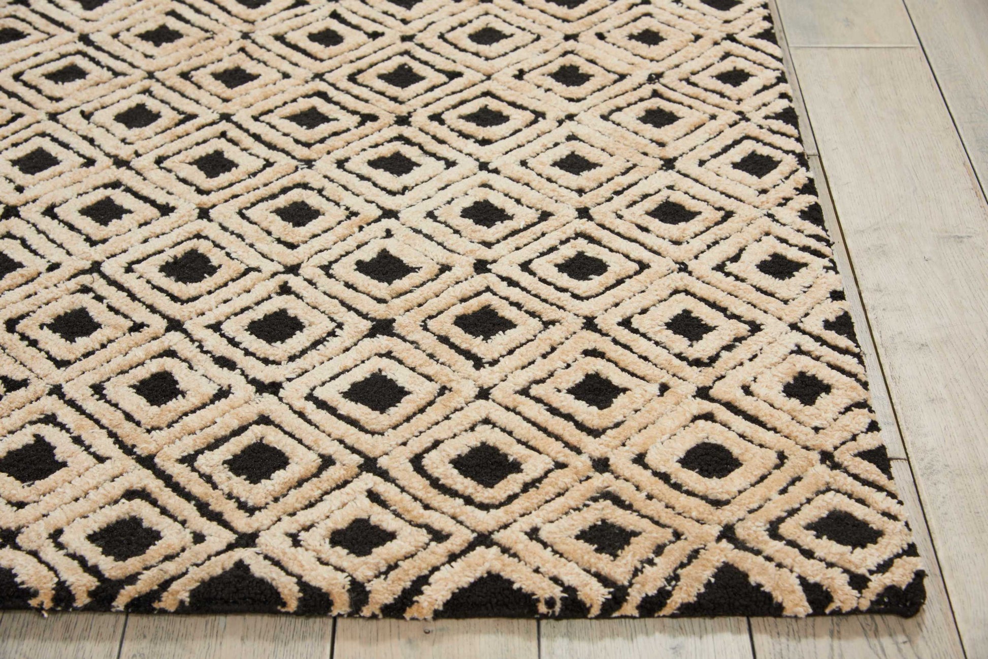 Nourison Home Deco Mod  Black Beige  Transitional