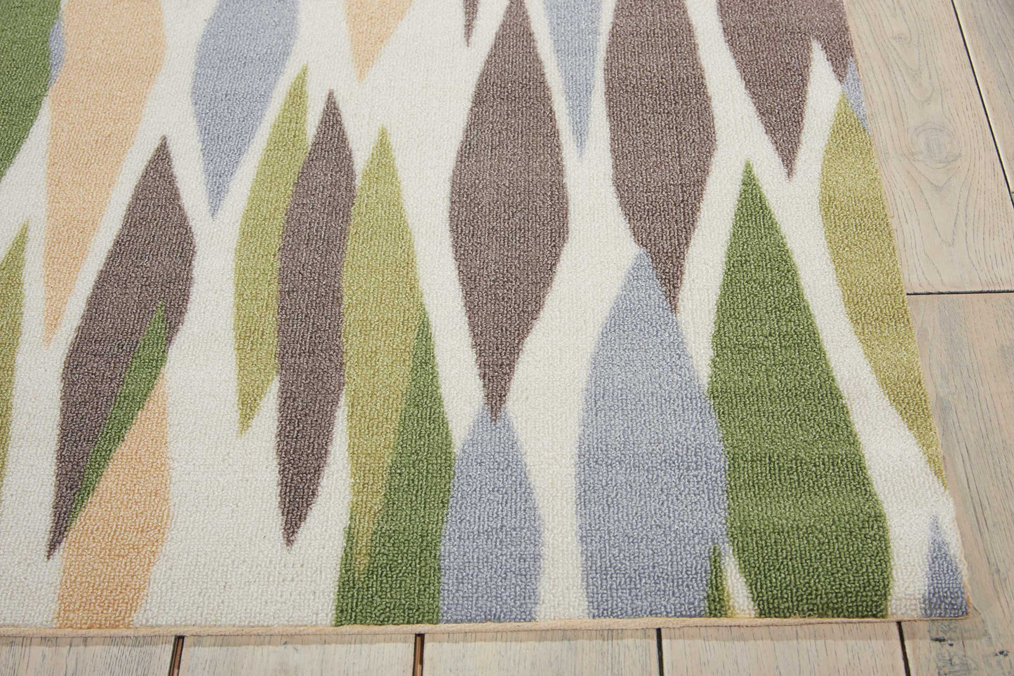 Waverly Sun N Shade  Violet  Contemporary