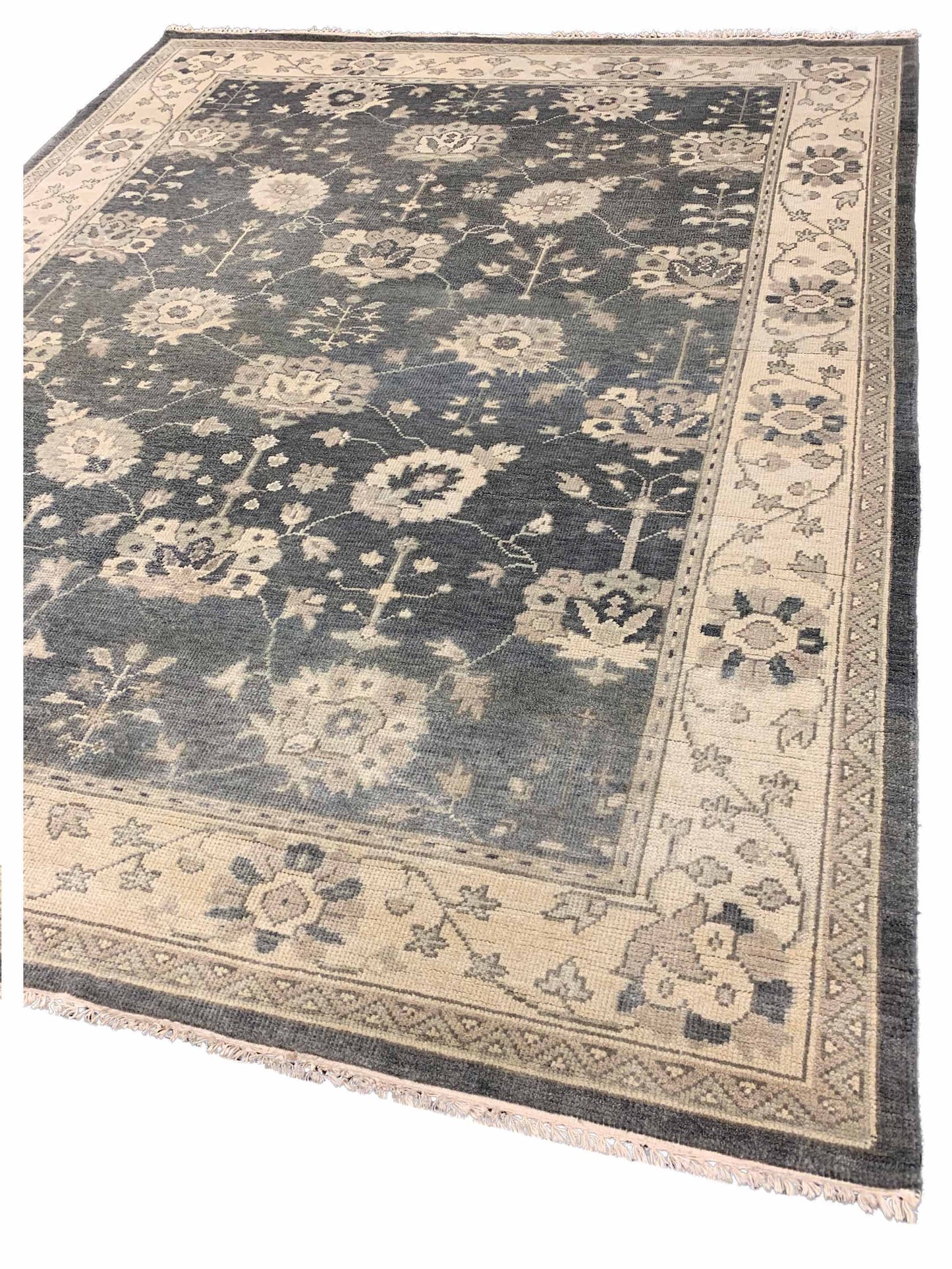 Artisan Emma  Grey Beige Traditional Knotted Rug