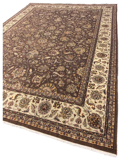 Artisan Michelle  Brown Ivory Traditional Knotted Rug