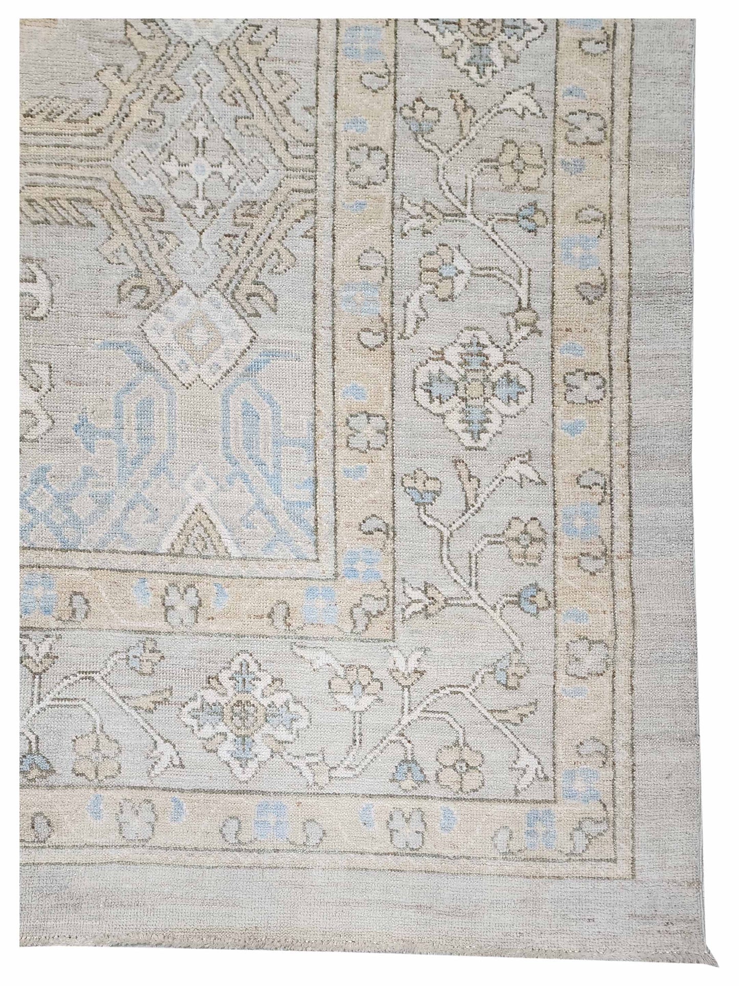 Artisan Pindi  Silver  Traditional Knotted Rug