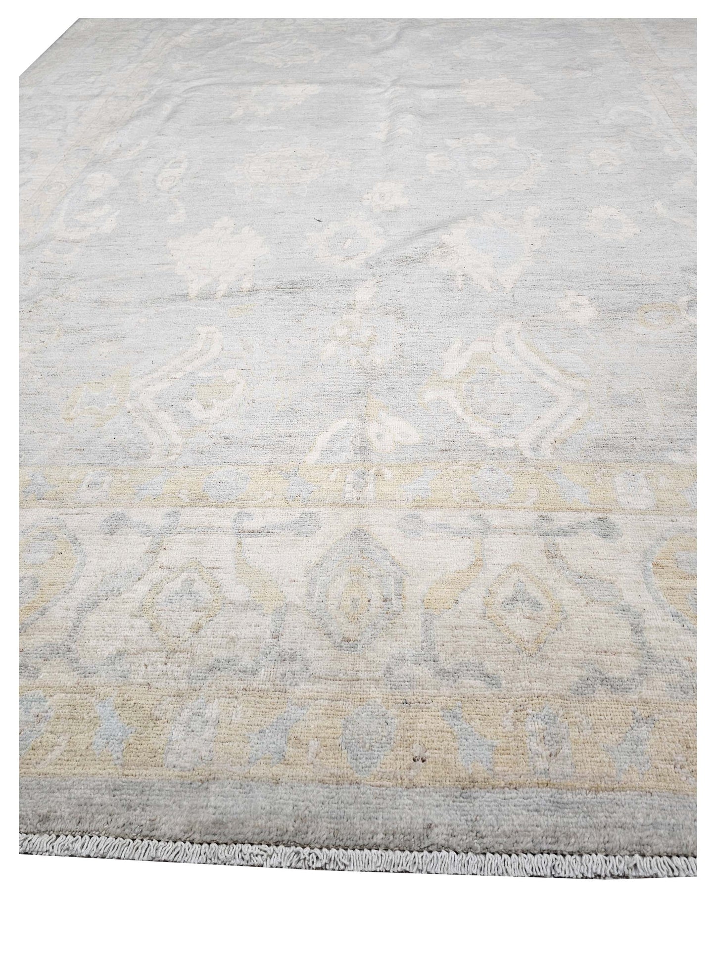 Artisan Patricia  Grey Beige Traditional Knotted Rug