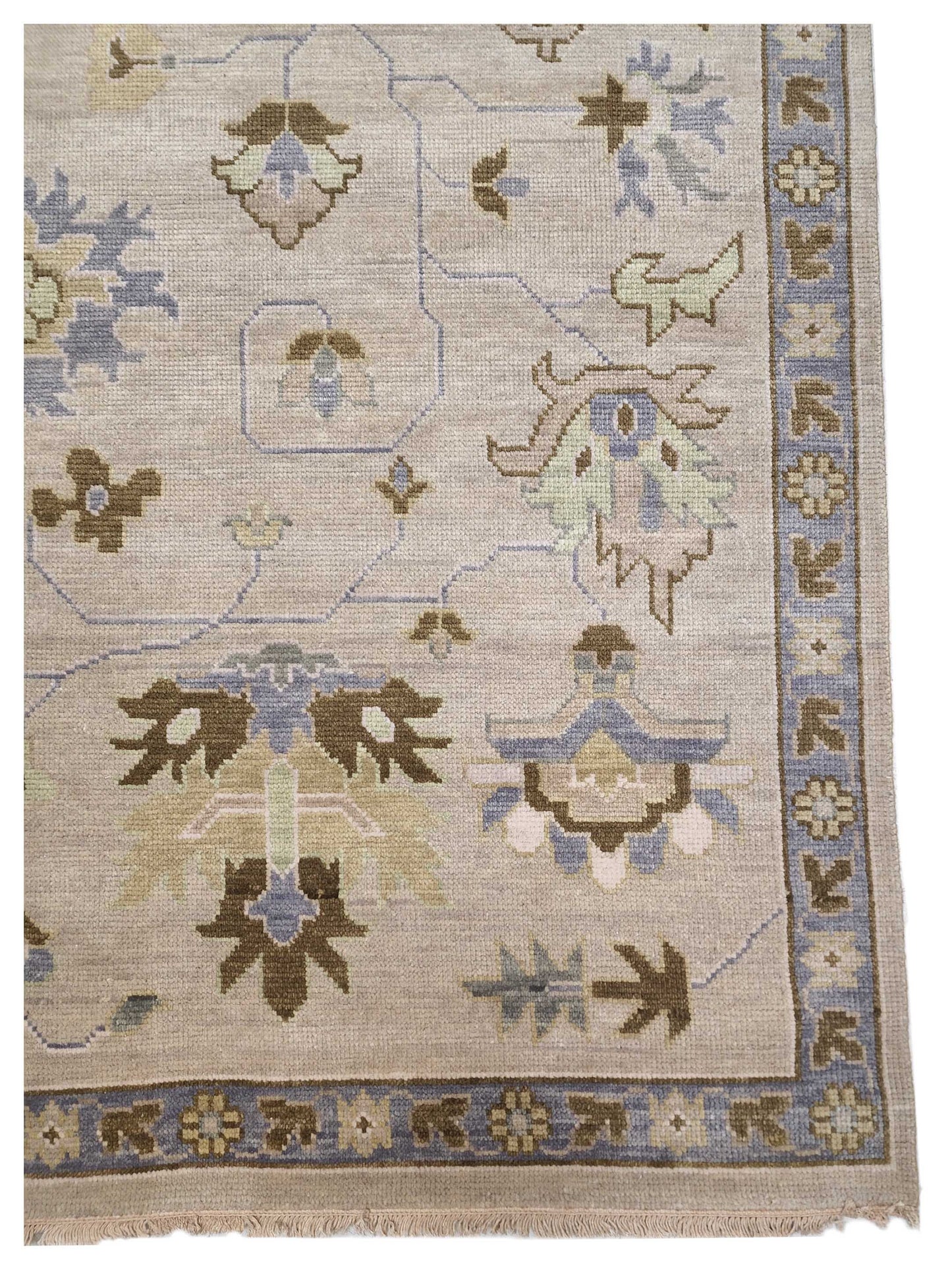Artisan Blossom  Beige  Traditional Knotted Rug