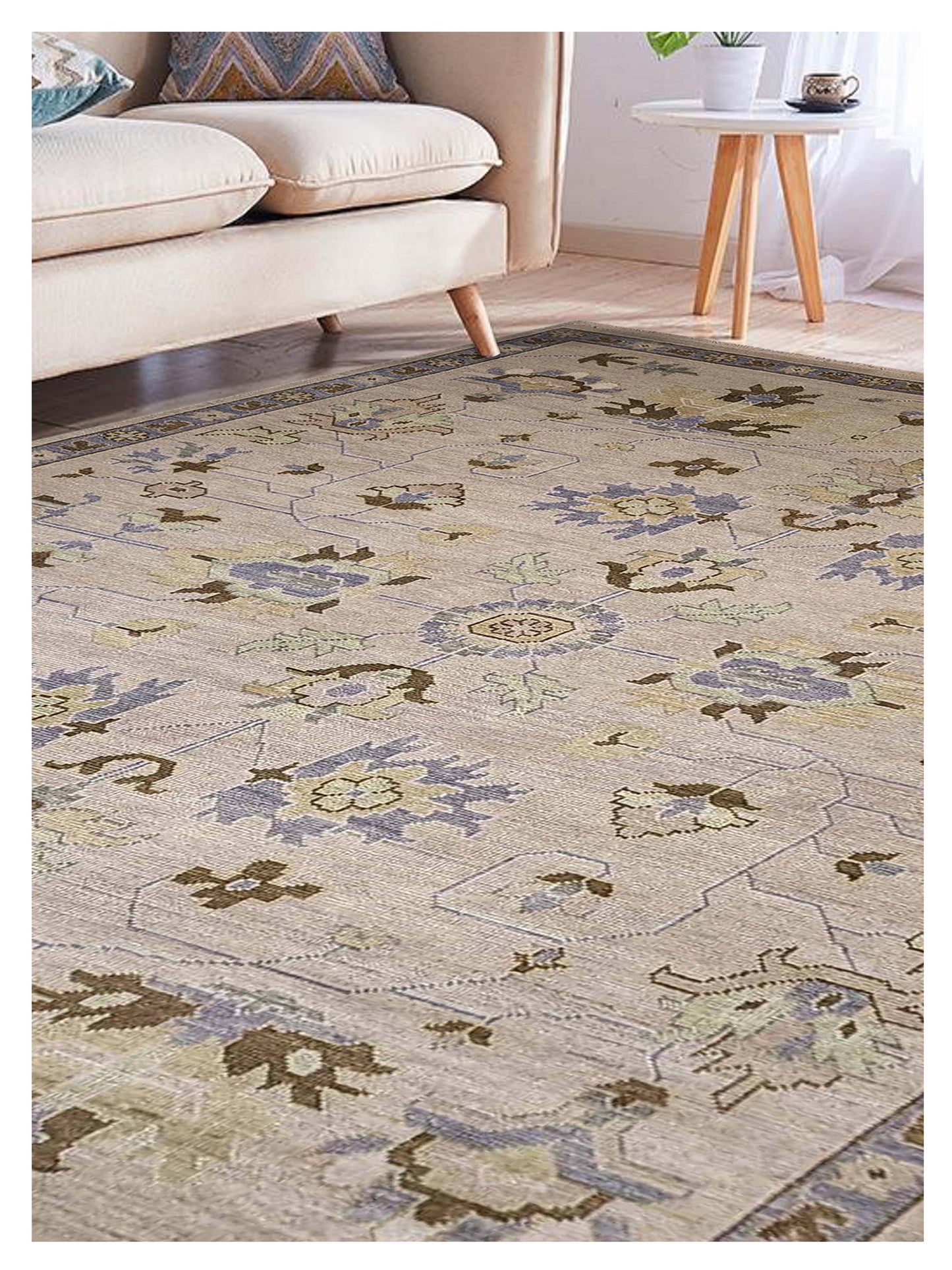 Artisan Blossom  Beige  Traditional Knotted Rug