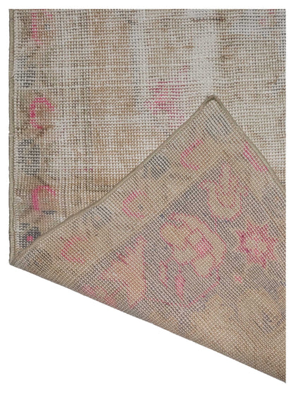 Artisan Angelina  Ivory  Vintage Knotted Rug