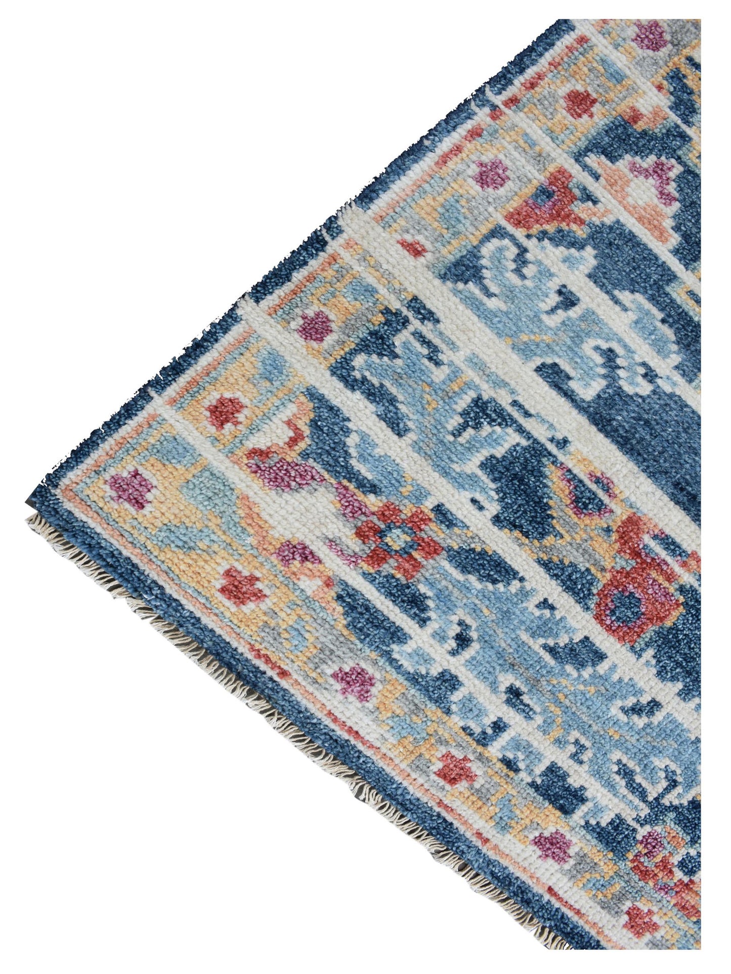 Artisan Aimee  Ivory  Traditional Knotted Rug