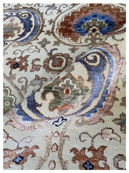 Artisan Cameron  Ivory  Traditional Knotted Rug