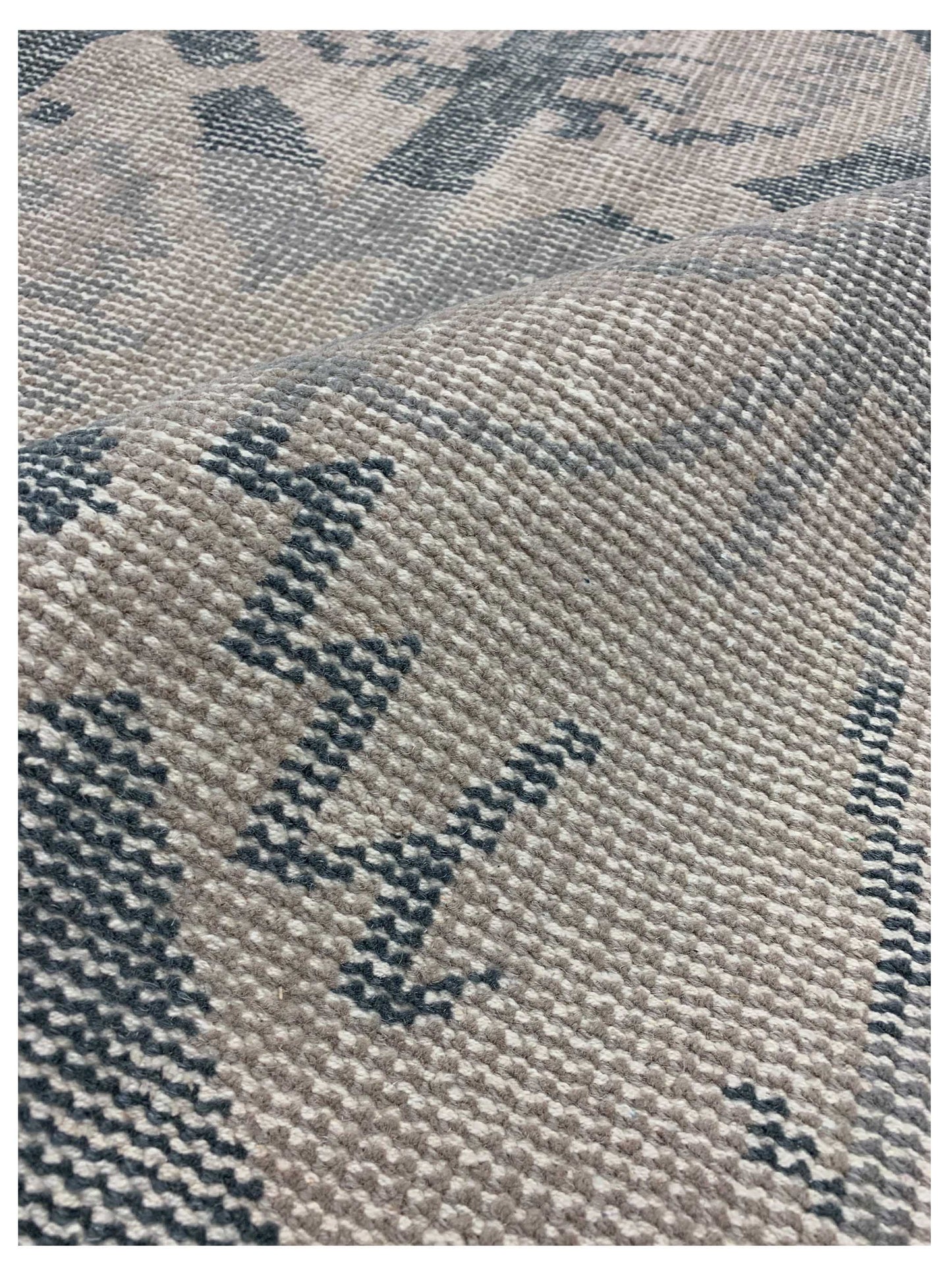 Artisan Viola  Multi  Transitional Knotted Rug
