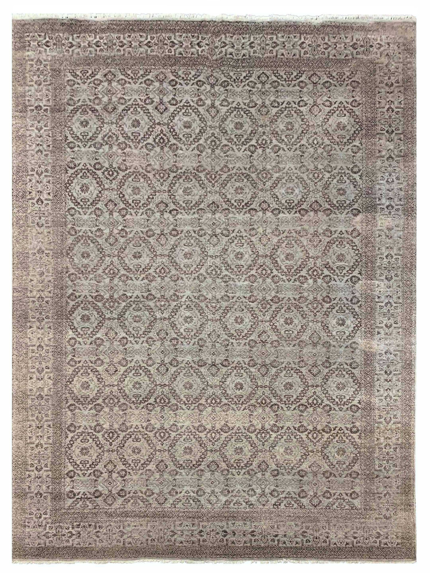 Artisan Victoria AM-051 Silver Modern Knotted Rug