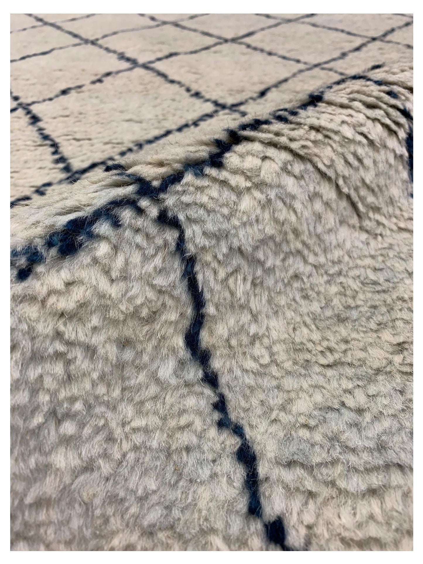 Artisan Maria  Natural Blue Transitional Knotted Rug