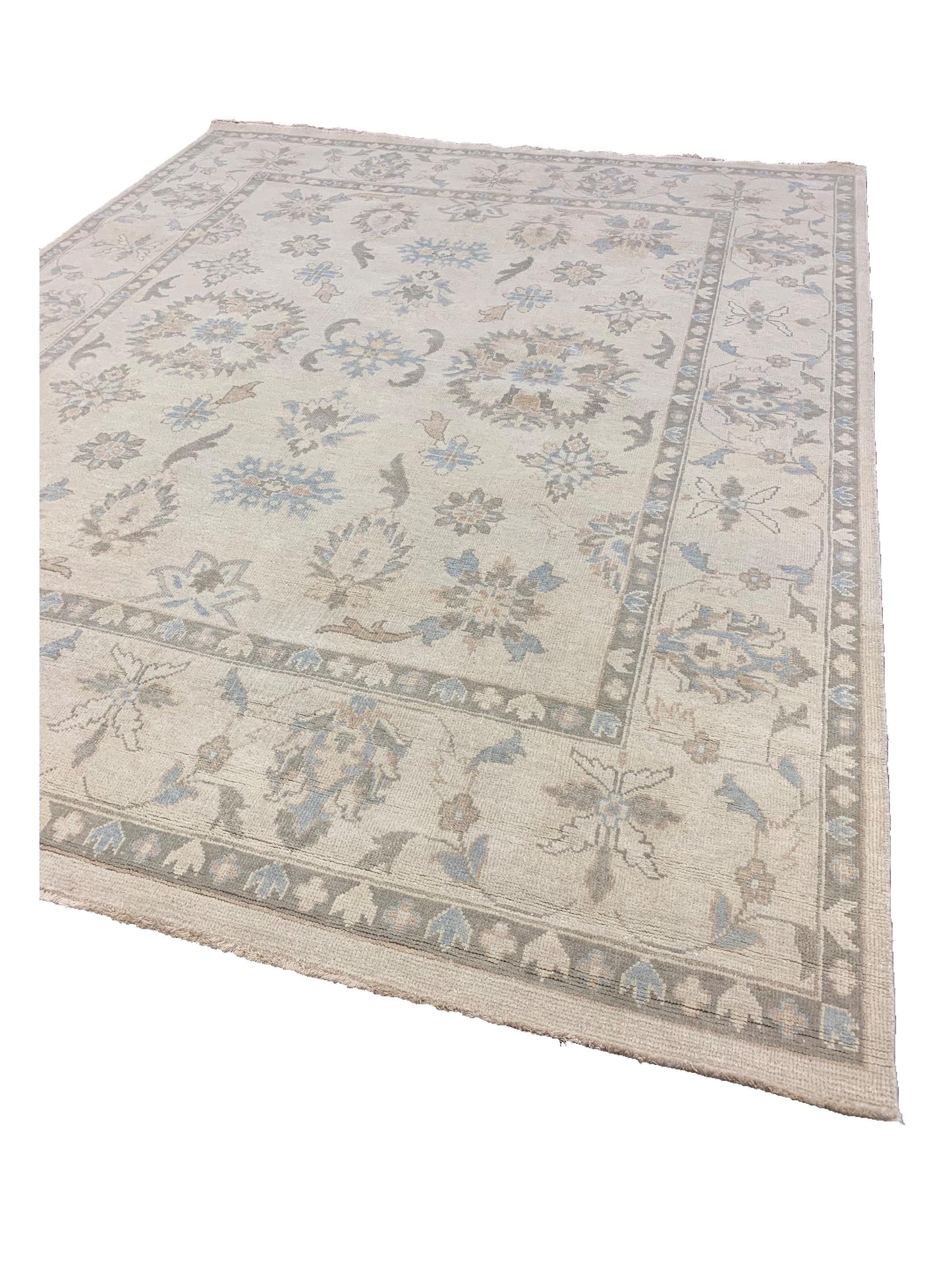 Artisan Emma  Ivory  Traditional Knotted Rug