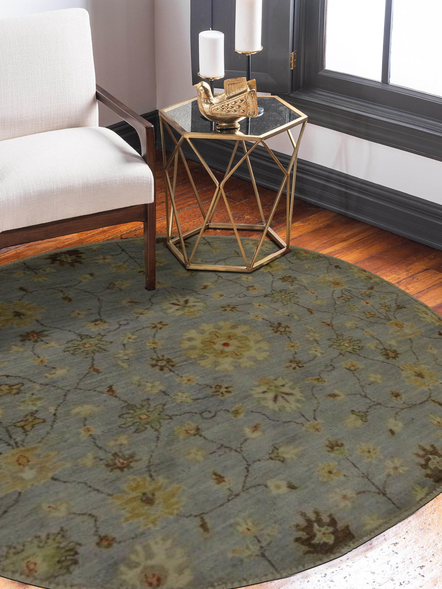 Artisan Patricia  Lt.Grey  Traditional Knotted Rug