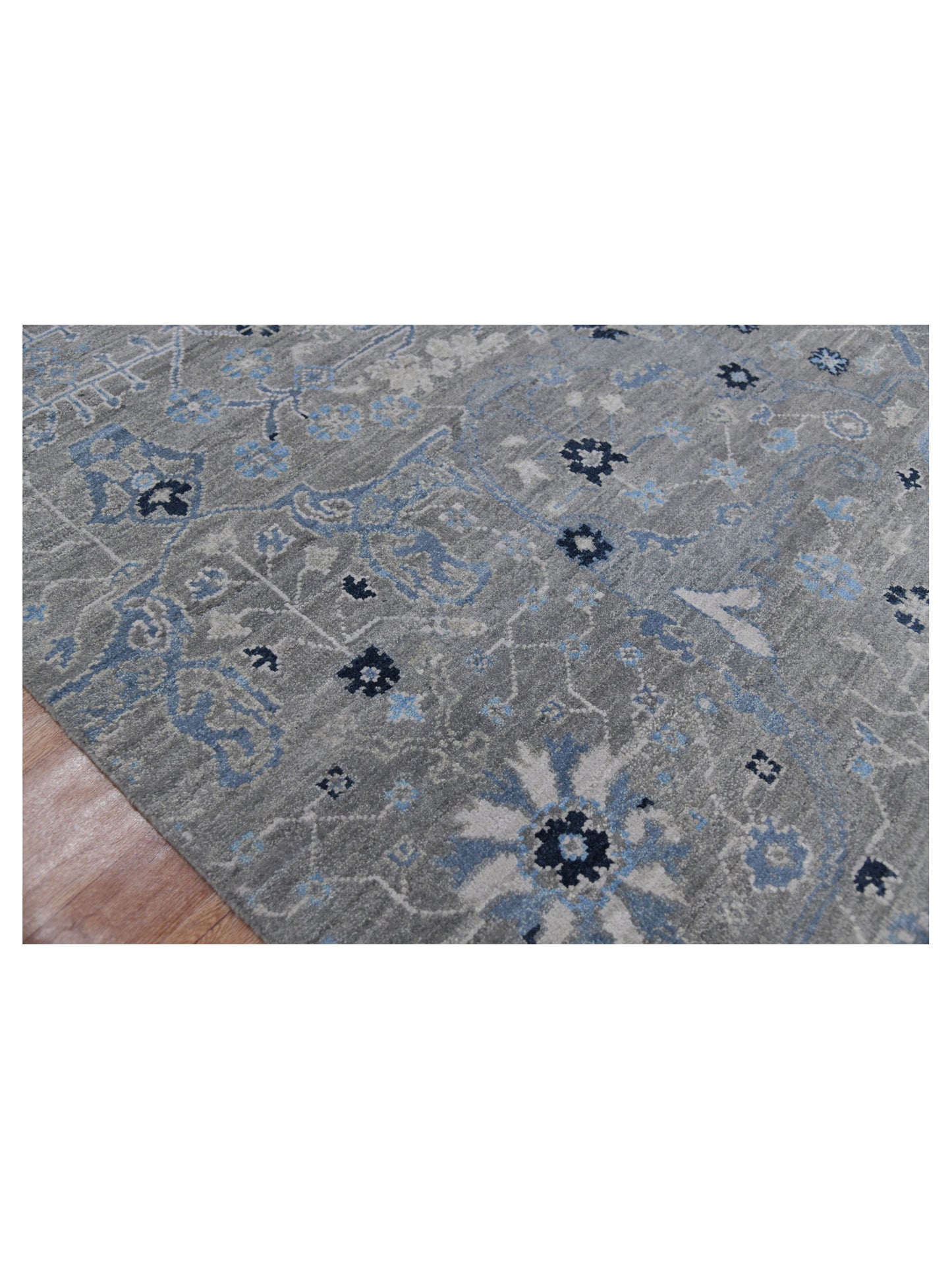 Limited Bailee BNS-200 SILVER SAND Traditional Knotted Rug