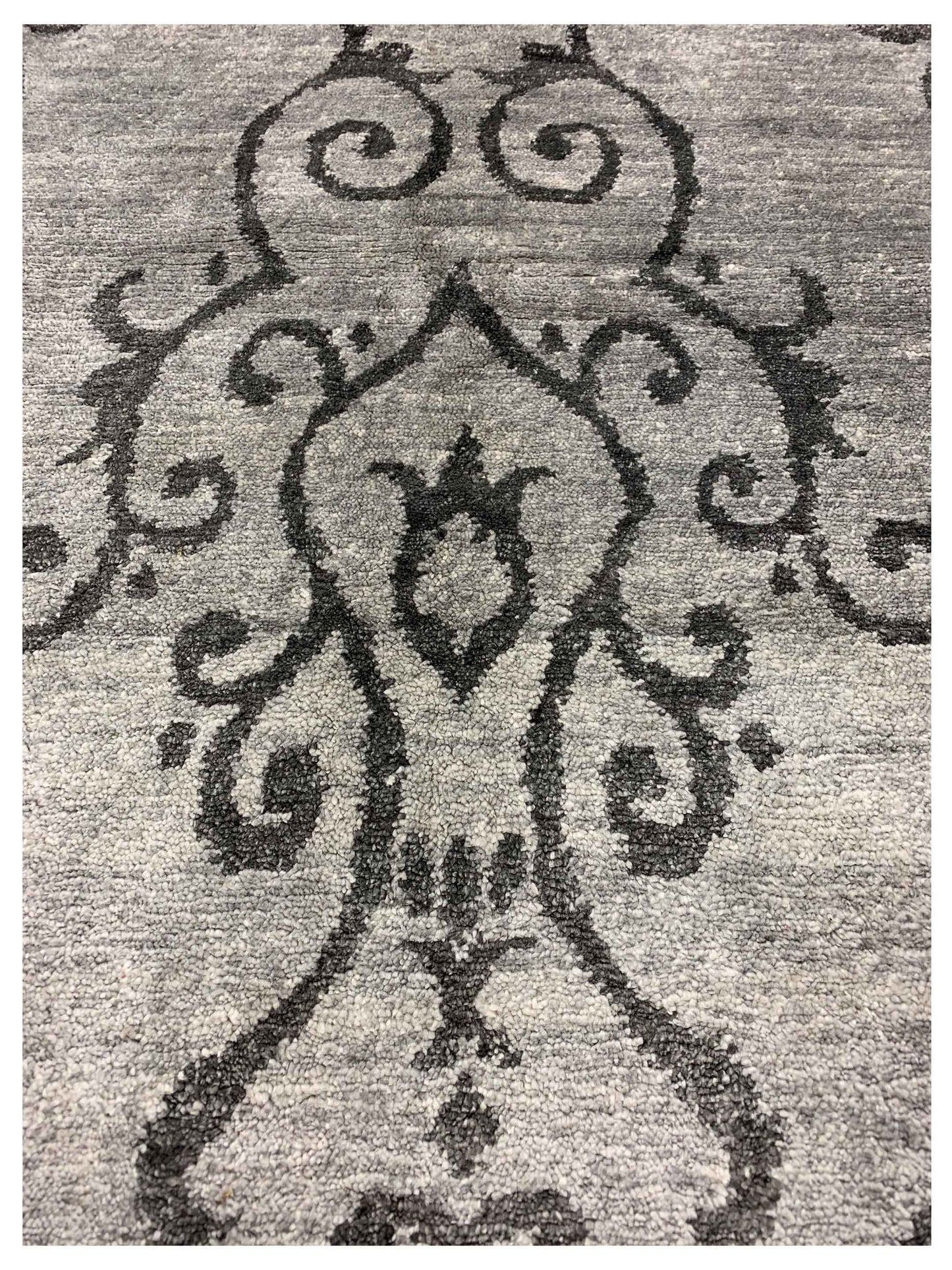 Artisan Samantha  Multi  Transitional Knotted Rug