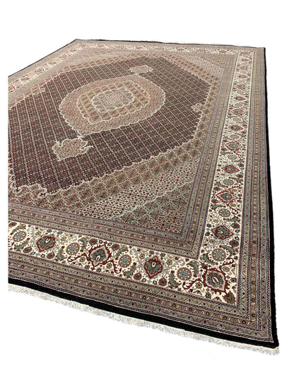 Artisan Michelle Black Ivory Traditional Knotted Rug - Rugs - Artisan - Atlanta Designer Rugs