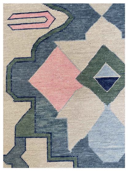 Artisan Blossom  Ivory Grey Traditional Knotted Rug