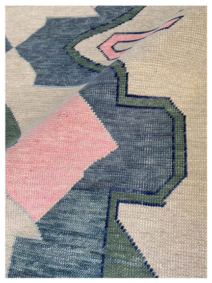 Artisan Blossom  Ivory Grey Traditional Knotted Rug