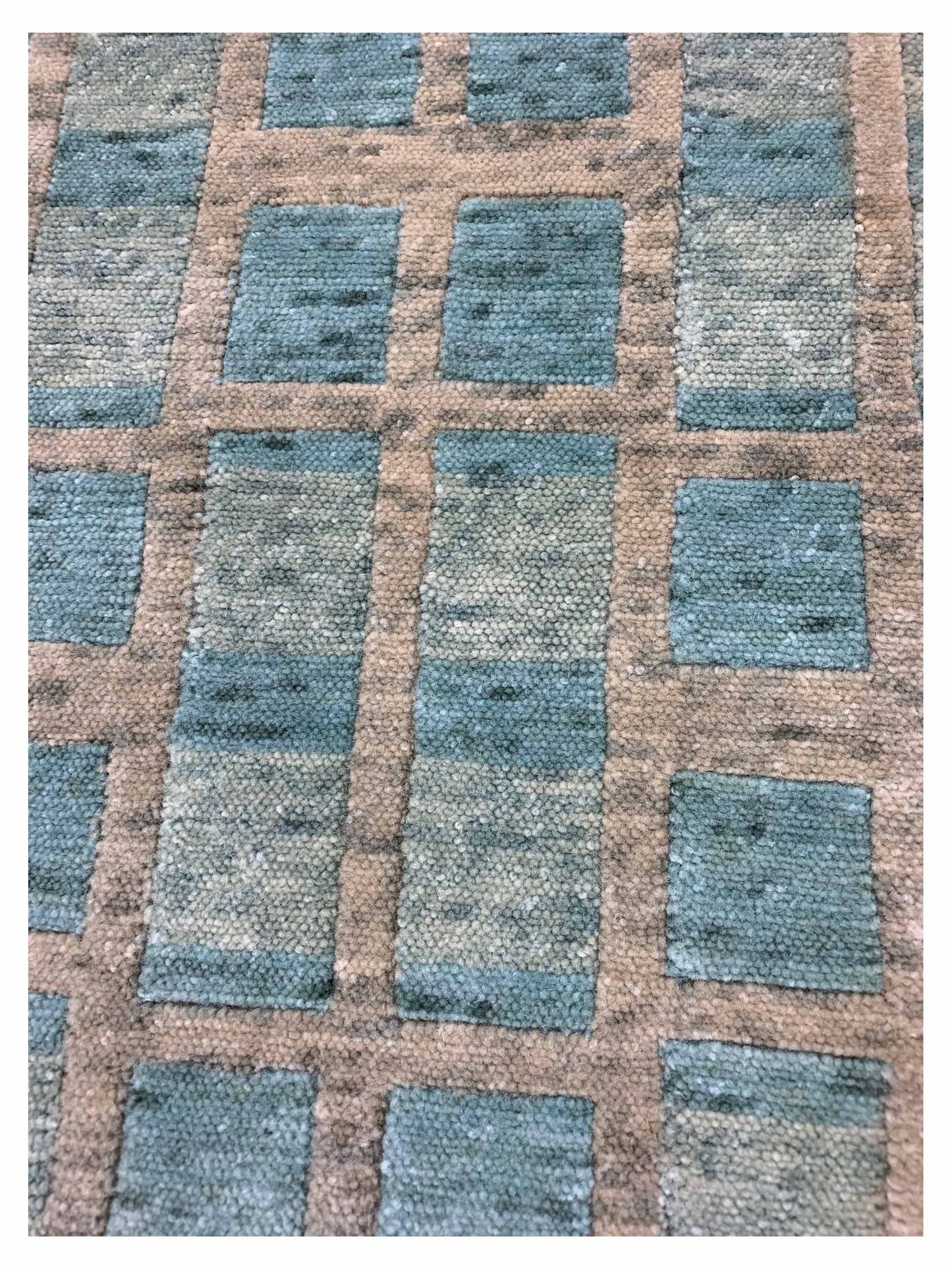Artisan Toni  Green  Transitional Knotted Rug