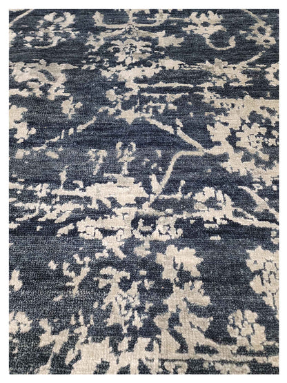 Artisan Elisabeth  Navy Silver Traditional Knotted Rug