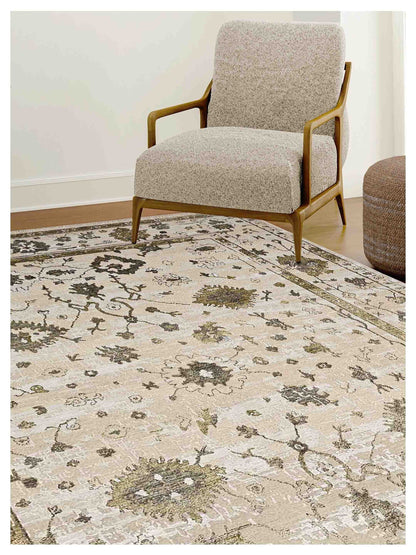 Artisan Elisabeth  Beige Lemon Traditional Knotted Rug
