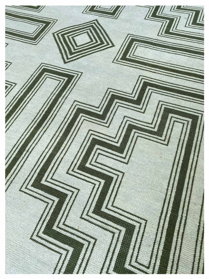 Artisan Blossom  Ivory Green Modern Knotted Rug